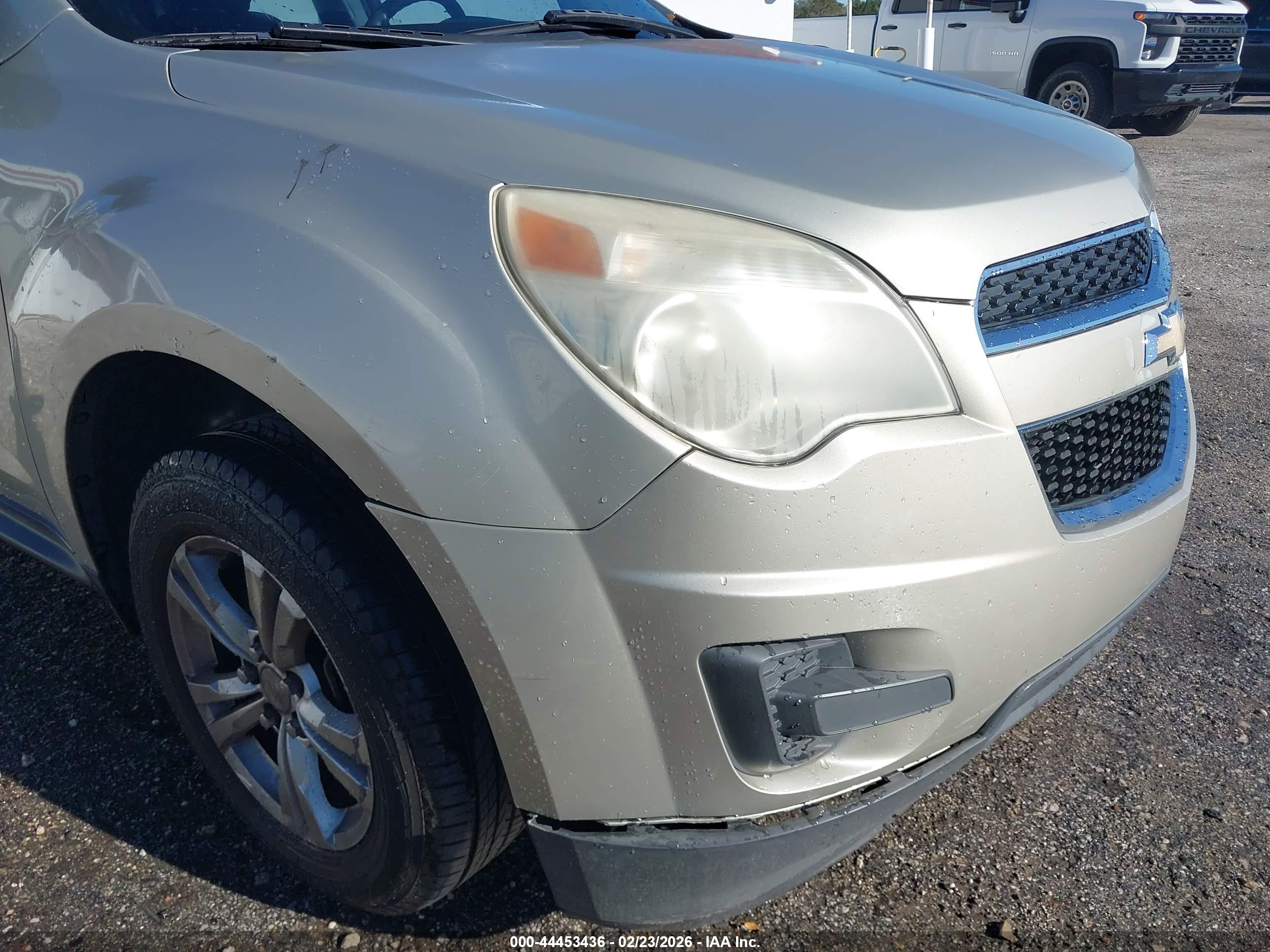 CHEVROLET EQUINOX image 6