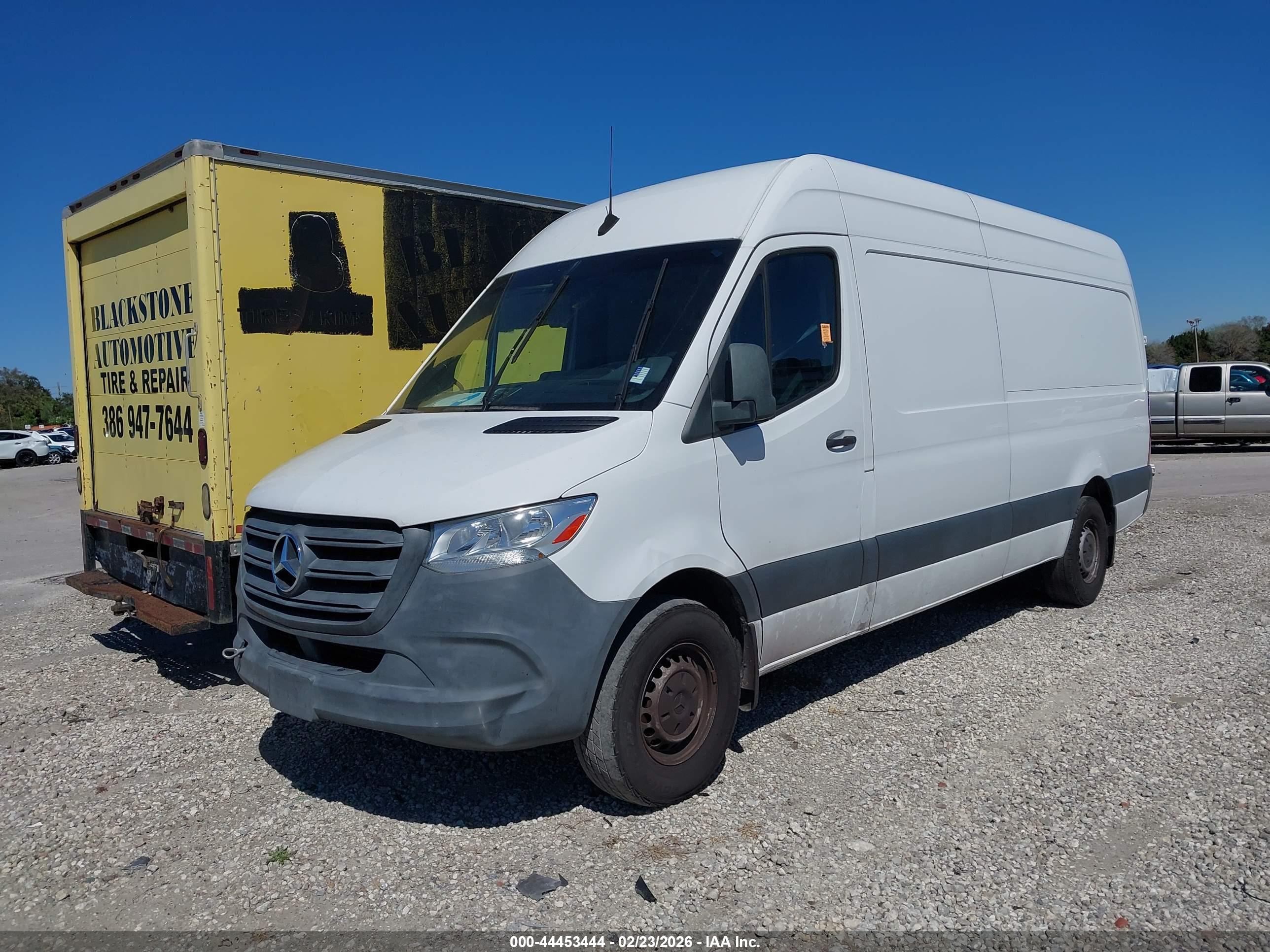 MERCEDES-BENZ SPRINTER image 6