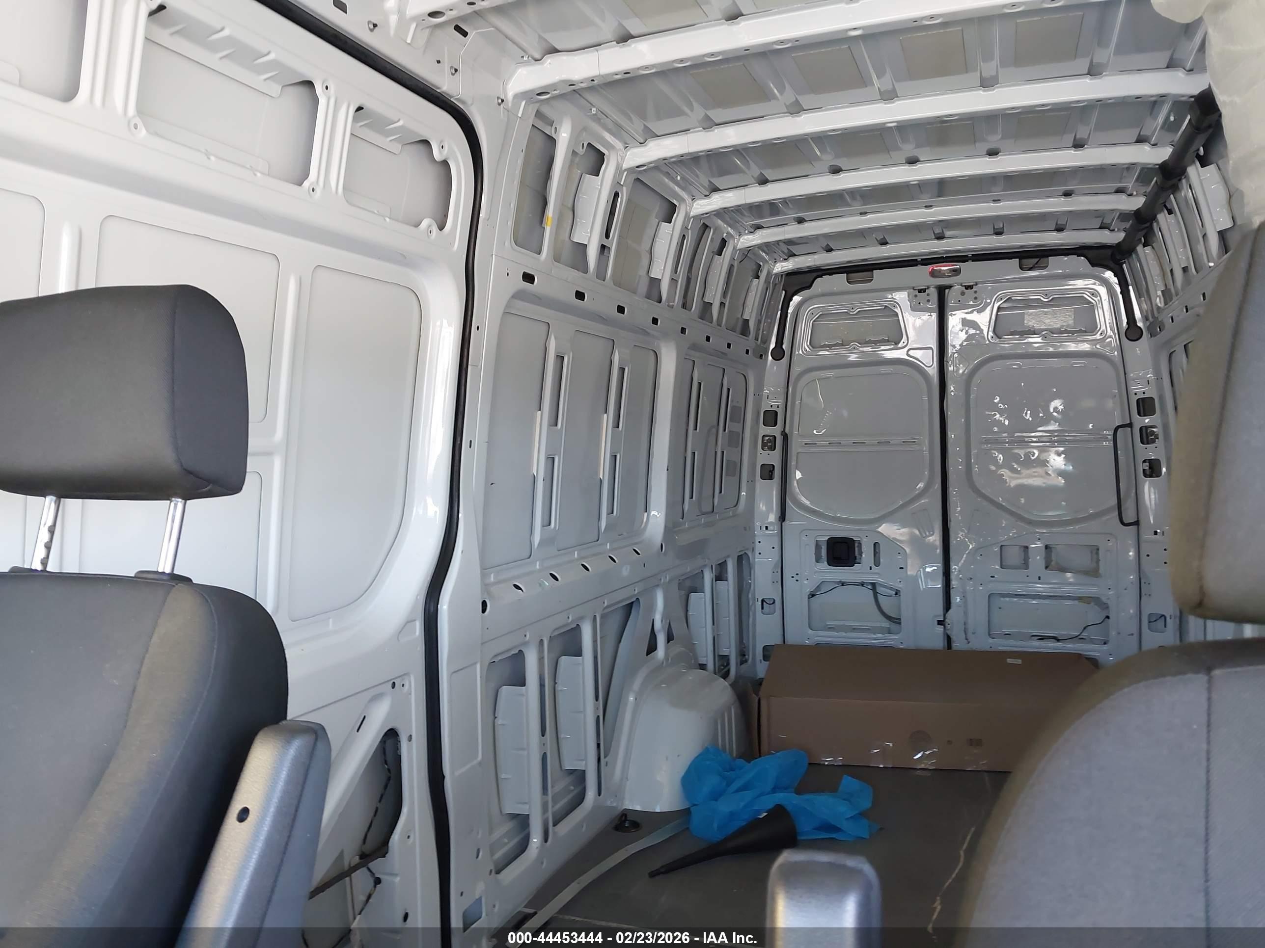 MERCEDES-BENZ SPRINTER image 8