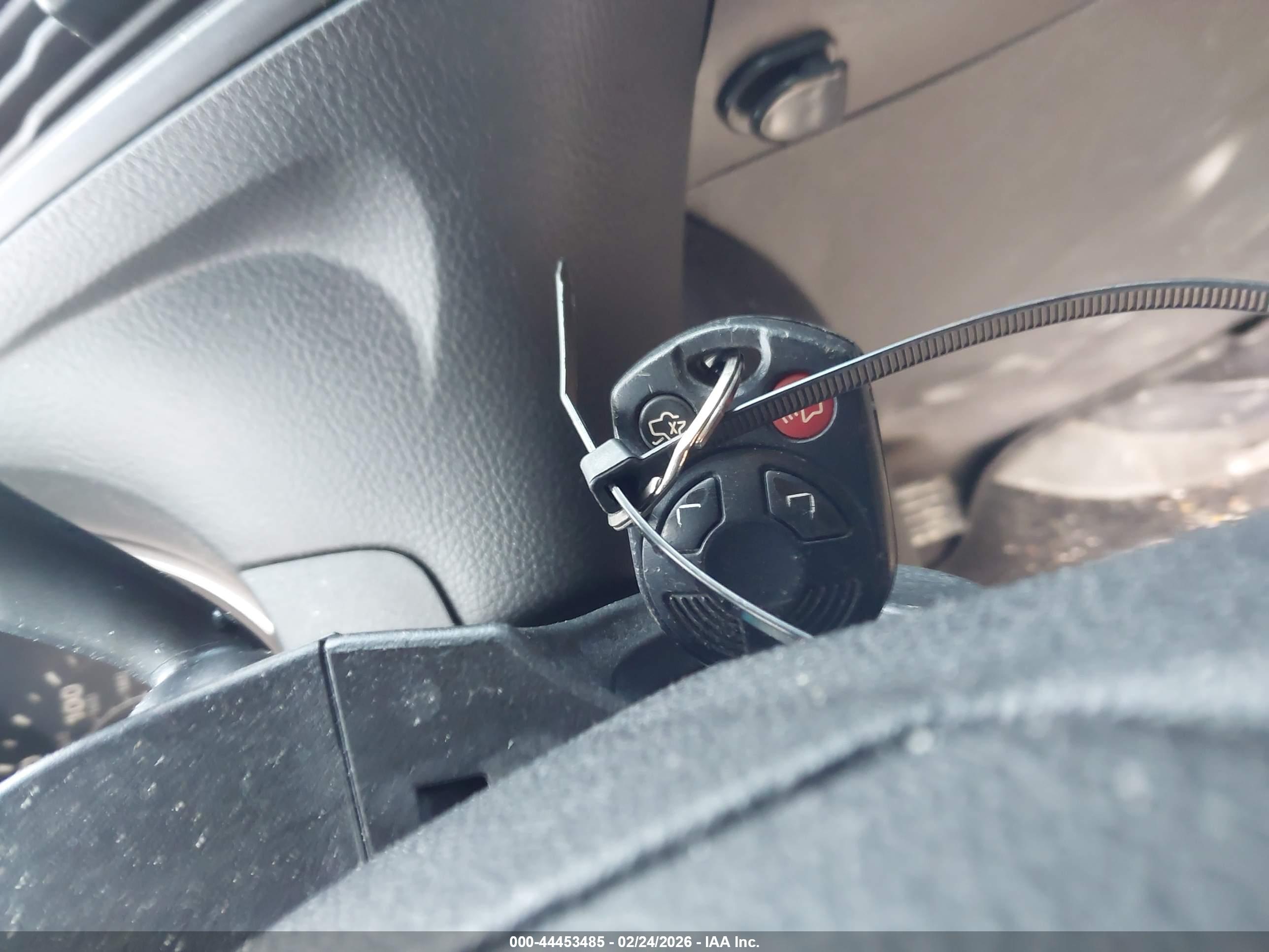 FORD FOCUS image 11
