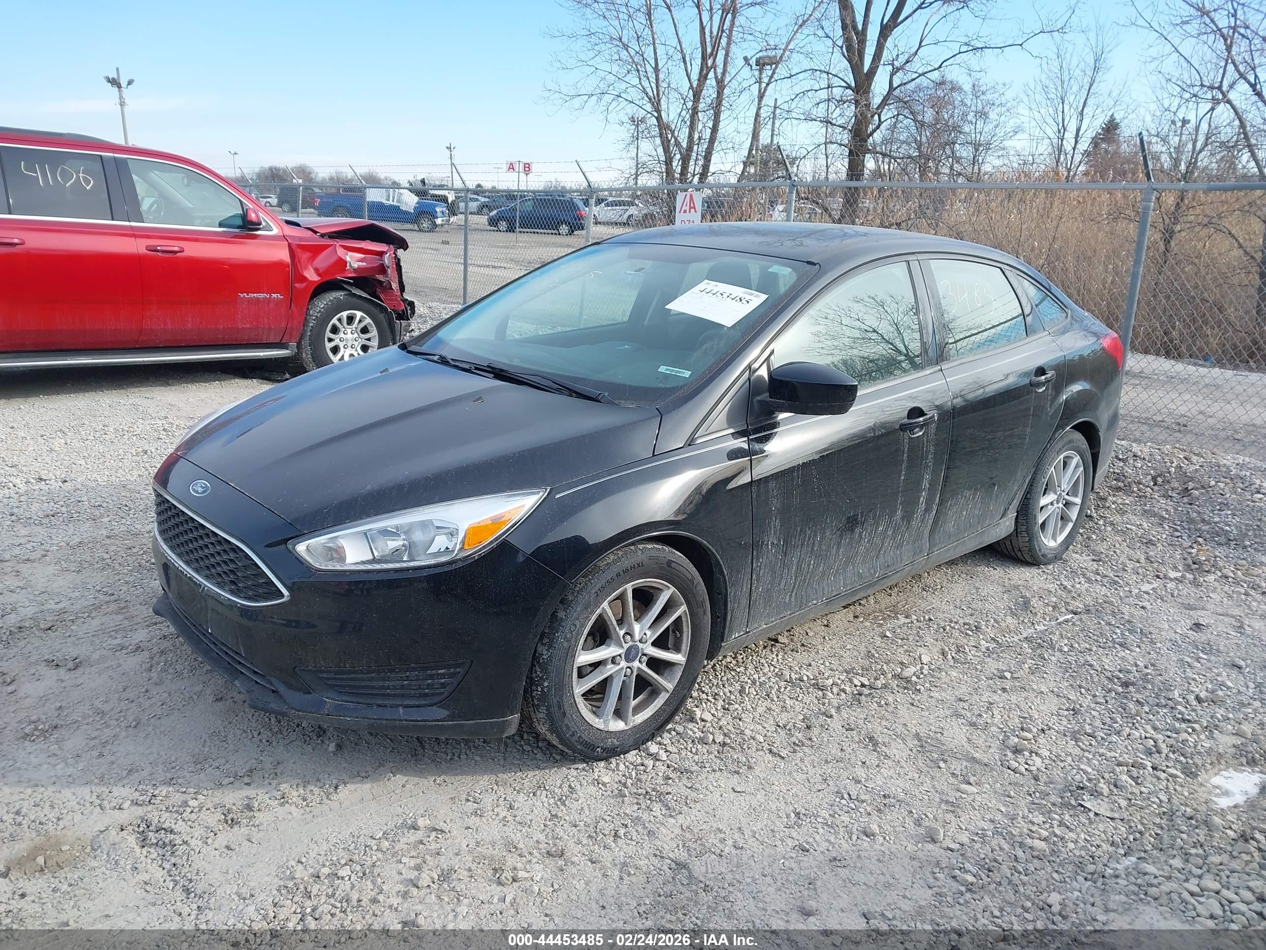 FORD FOCUS image 2