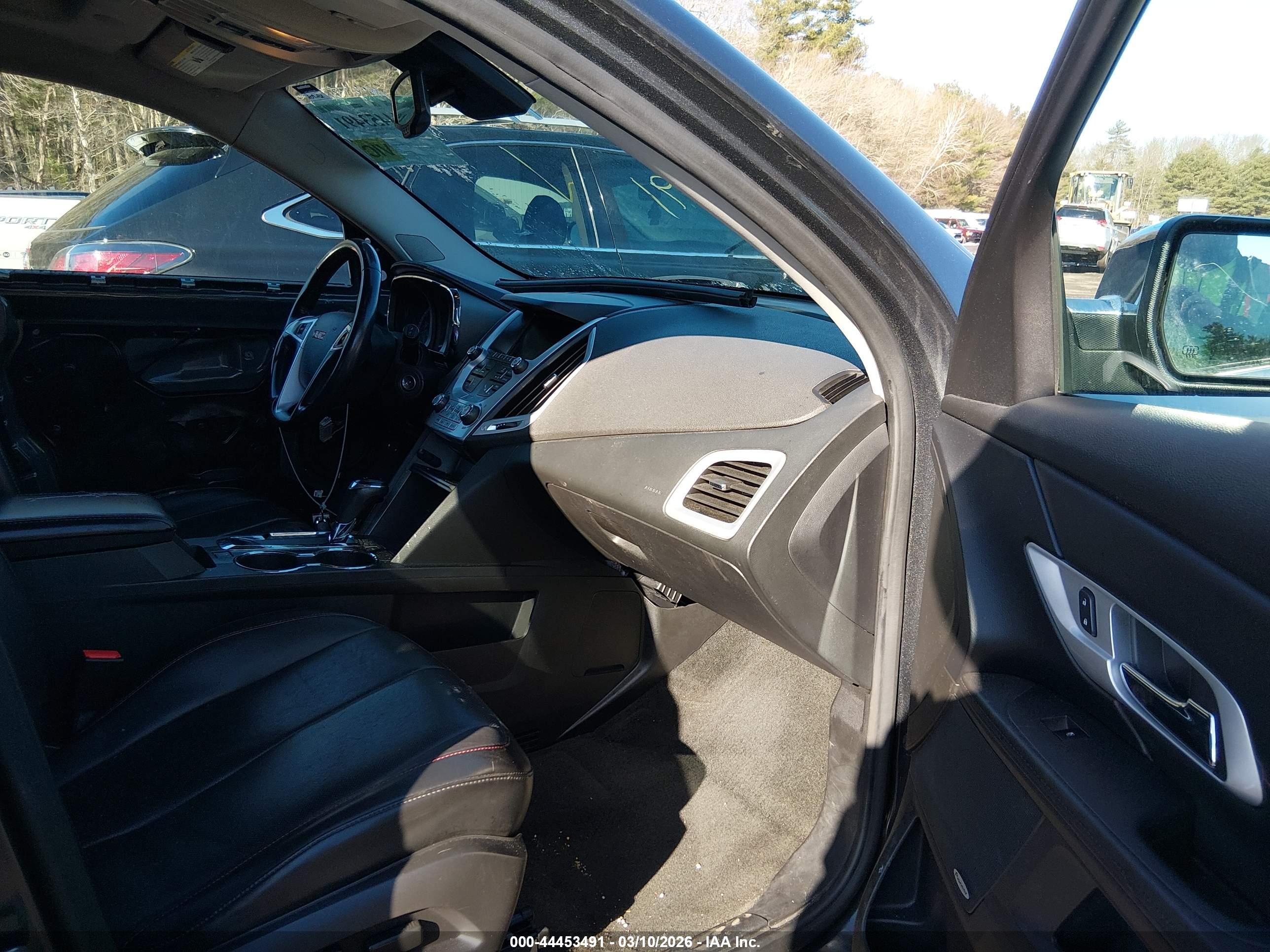 GMC TERRAIN image 5