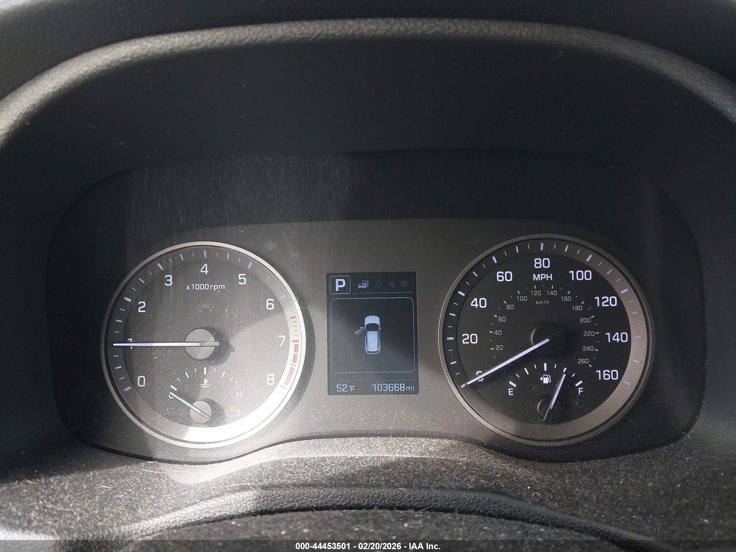 HYUNDAI TUCSON image 7