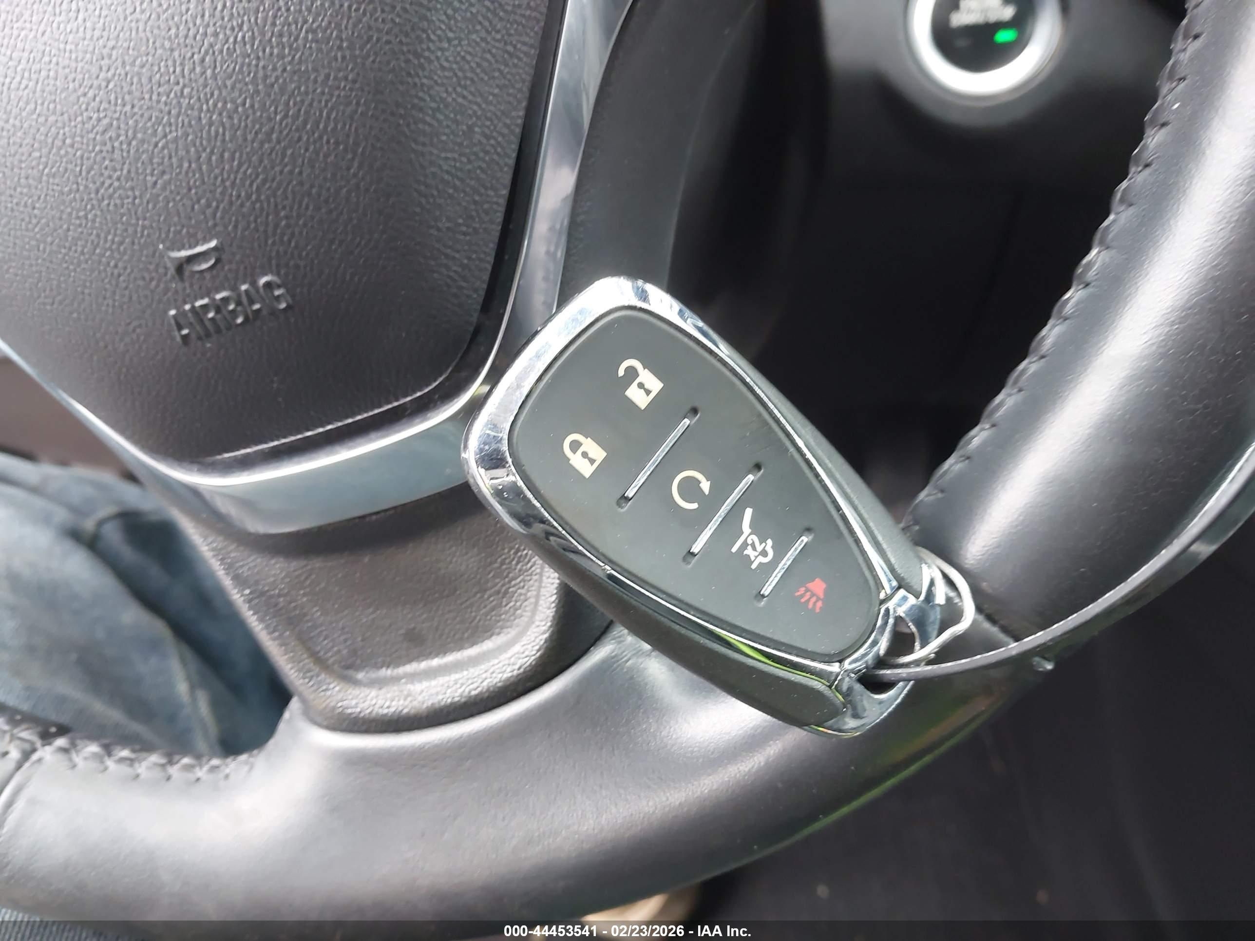 CHEVROLET EQUINOX image 11