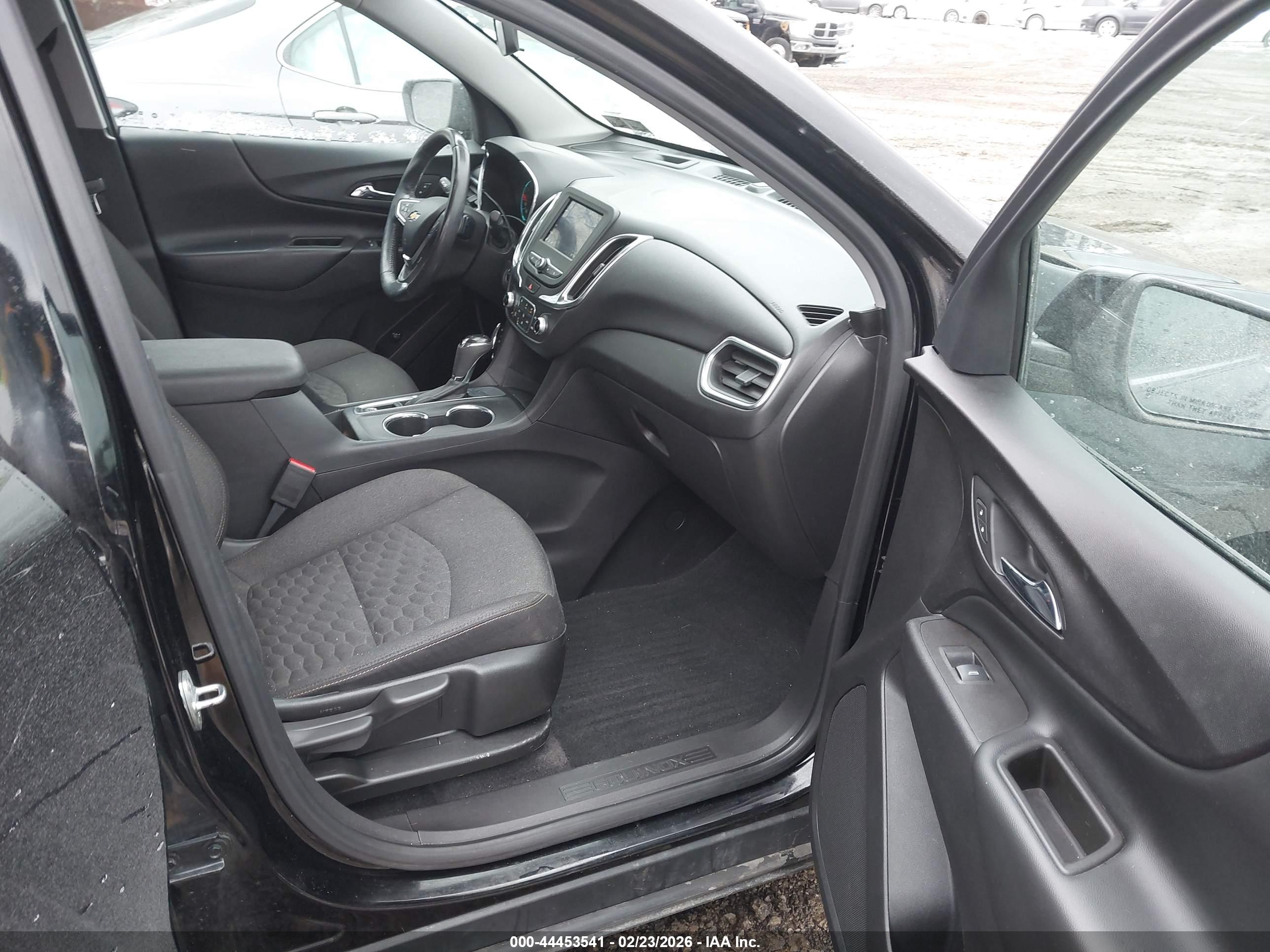 CHEVROLET EQUINOX image 5