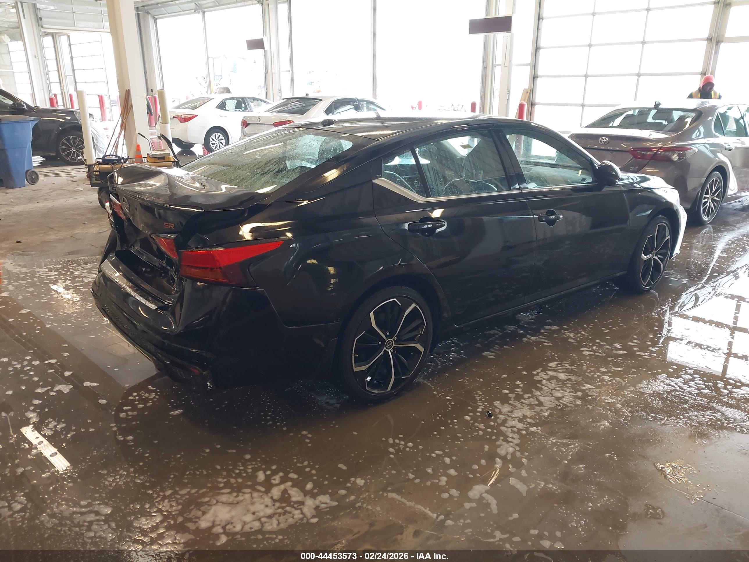 NISSAN ALTIMA image 4
