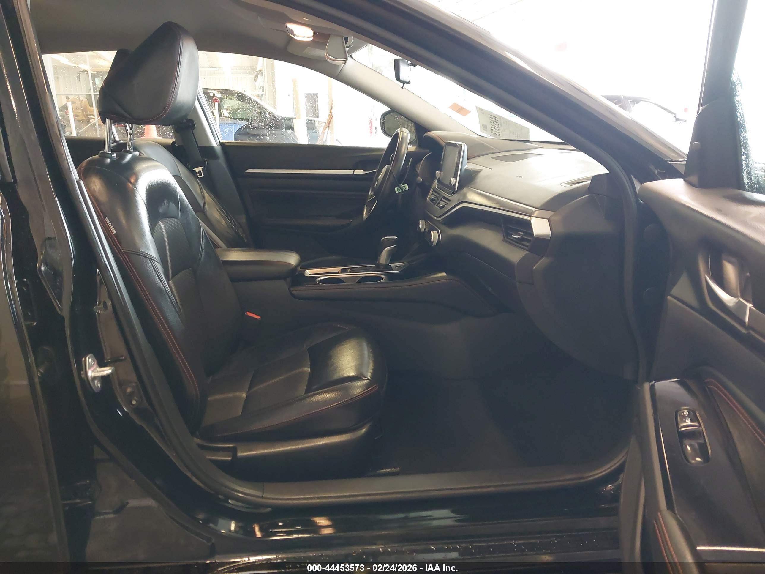NISSAN ALTIMA image 5