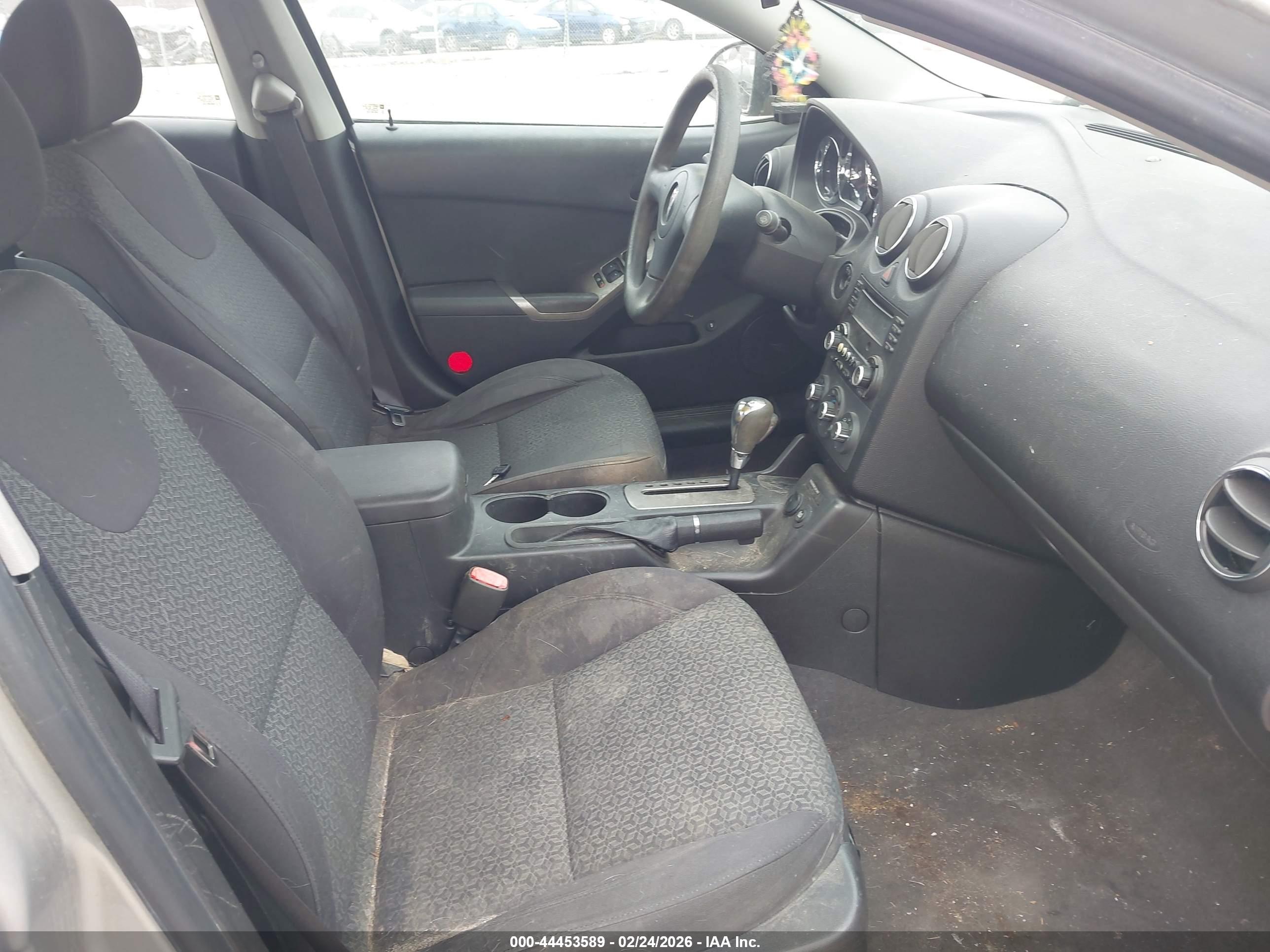 PONTIAC G6 image 5