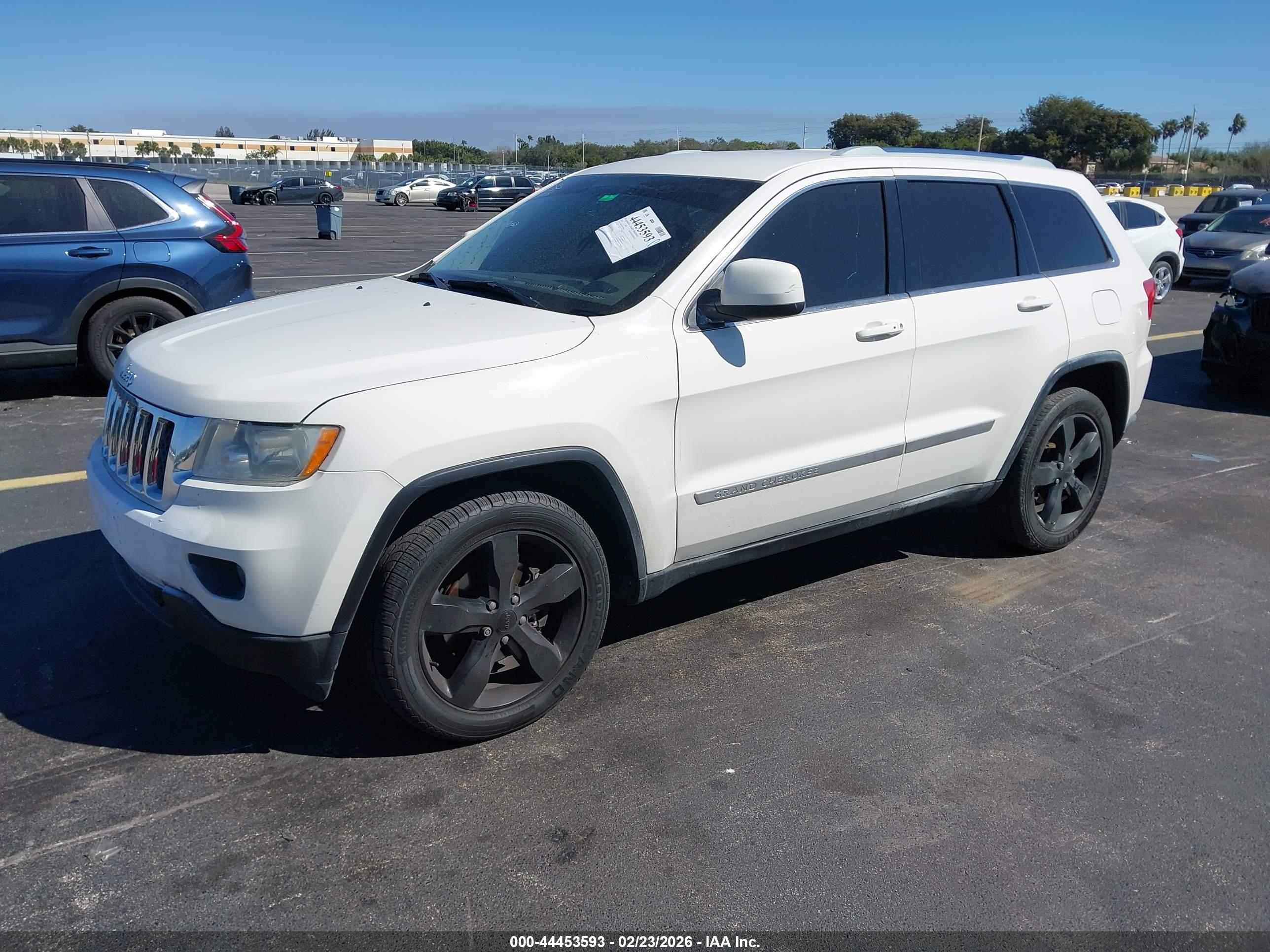 JEEP GRAND image 2