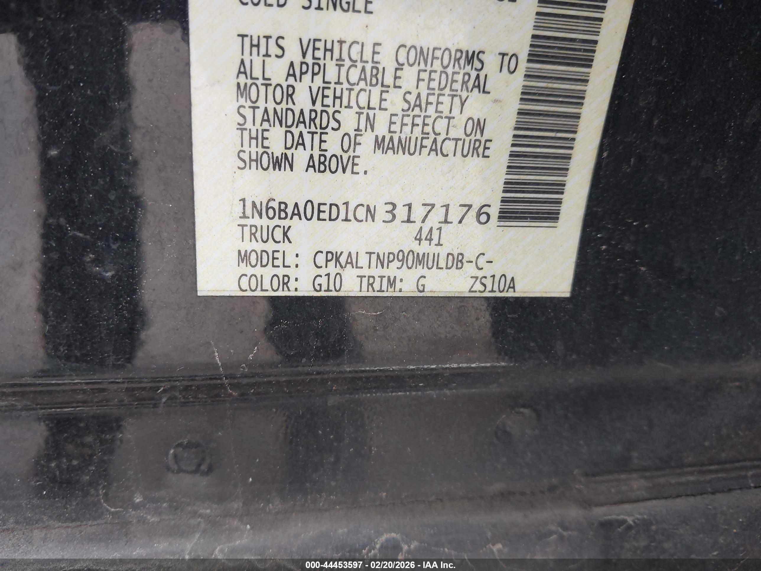 NISSAN TITAN image 9