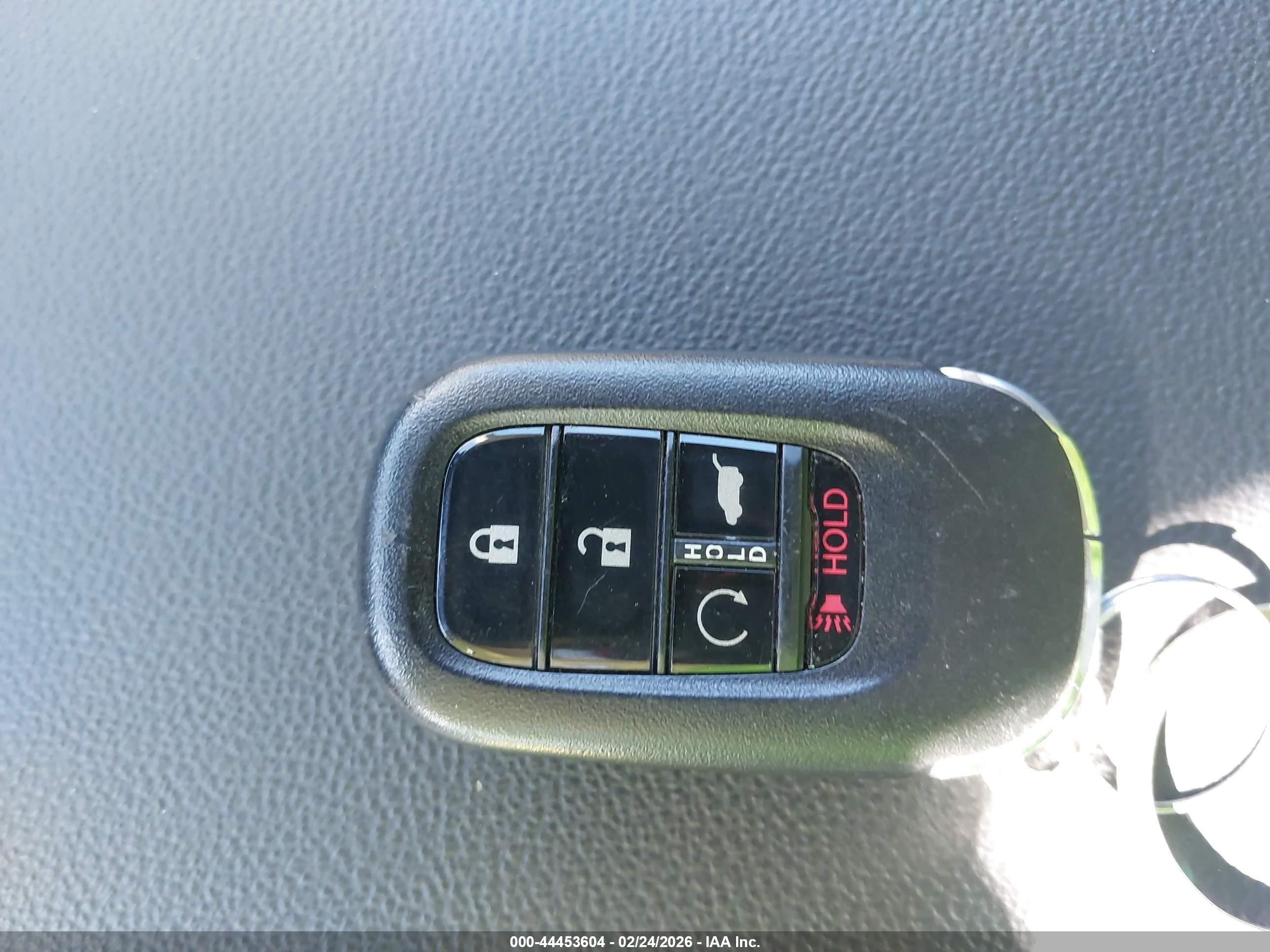 HONDA CR-V image 11