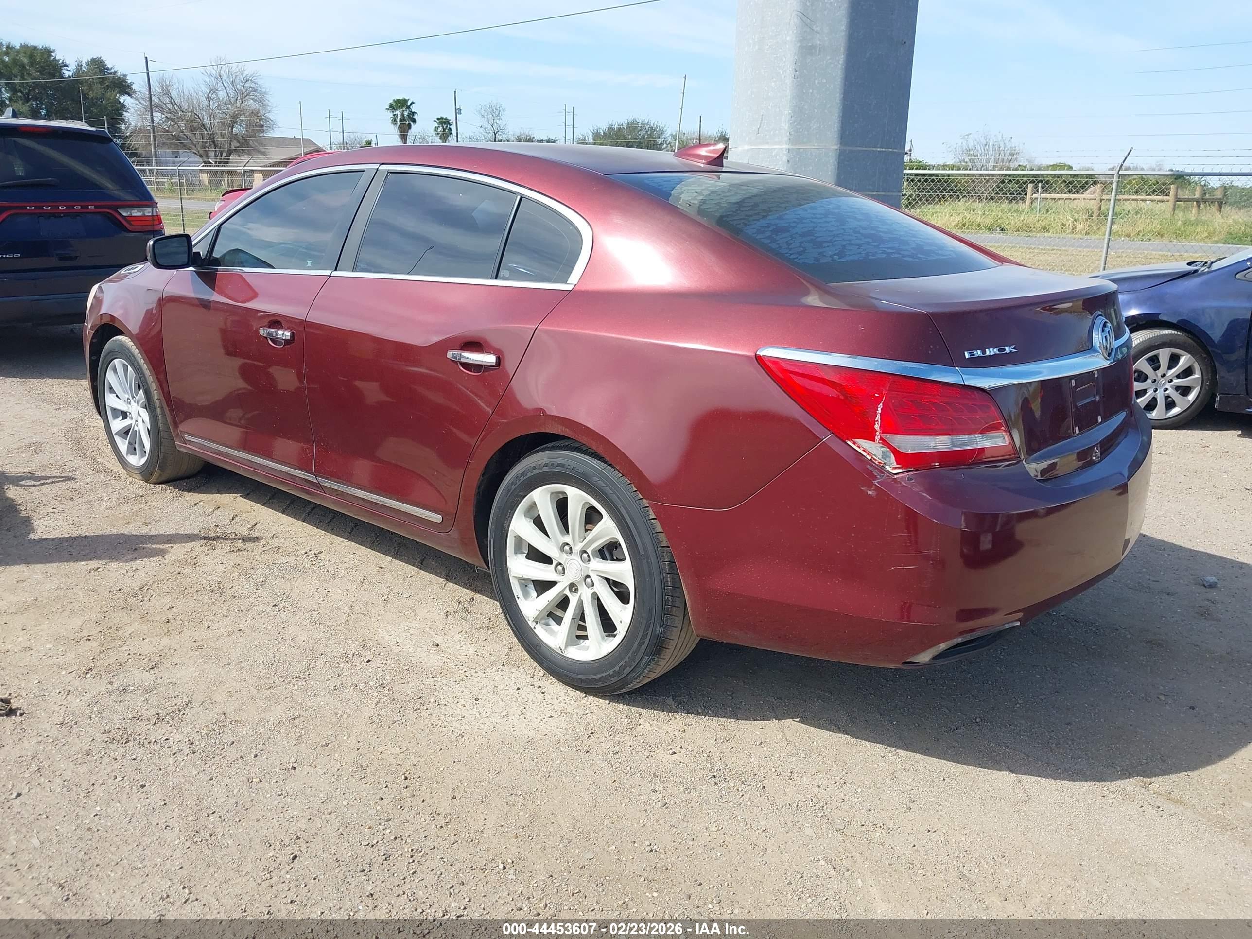 BUICK LACROSSE image 3