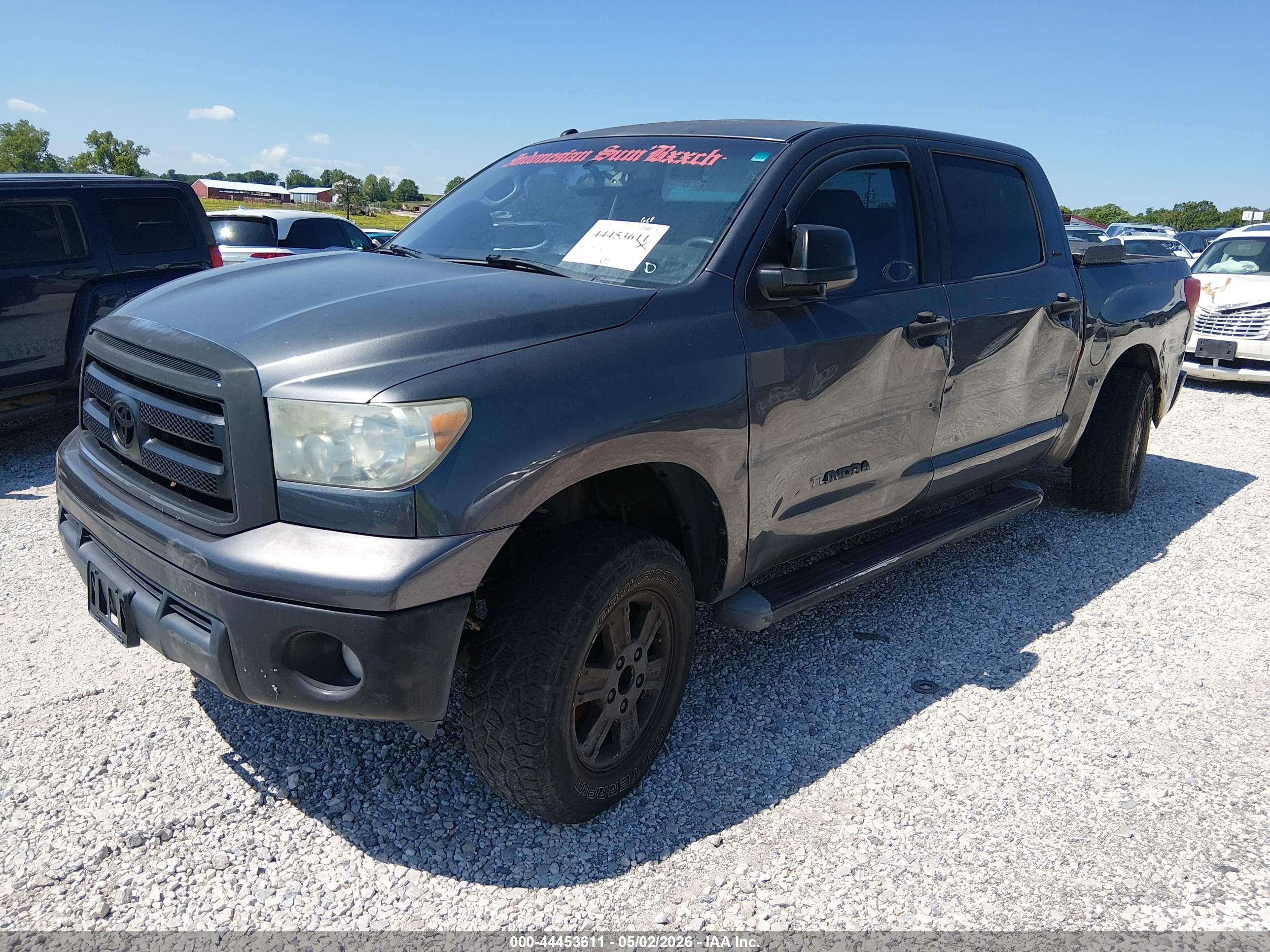 TOYOTA TUNDRA image 2
