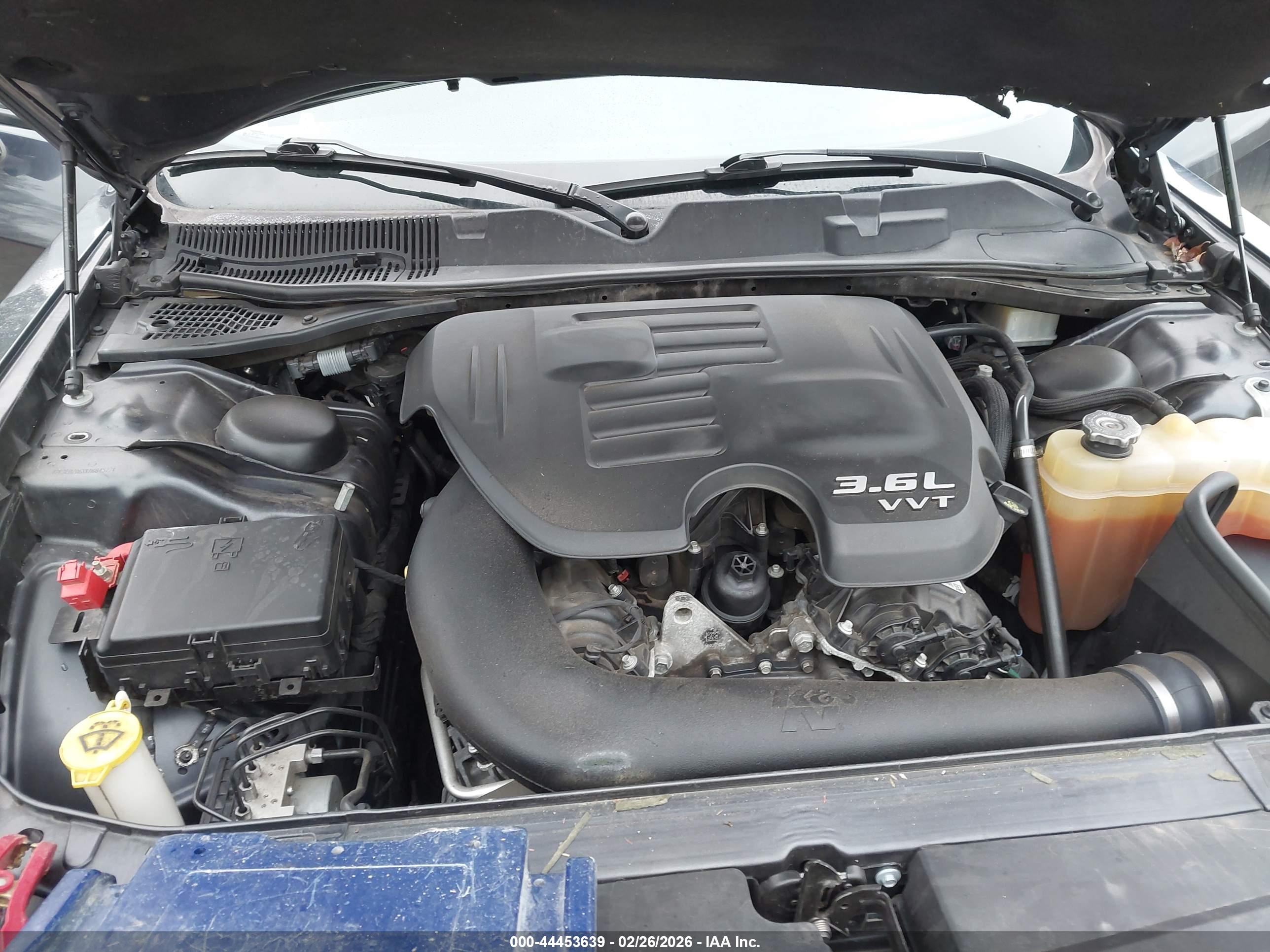 DODGE CHALLENGER image 10
