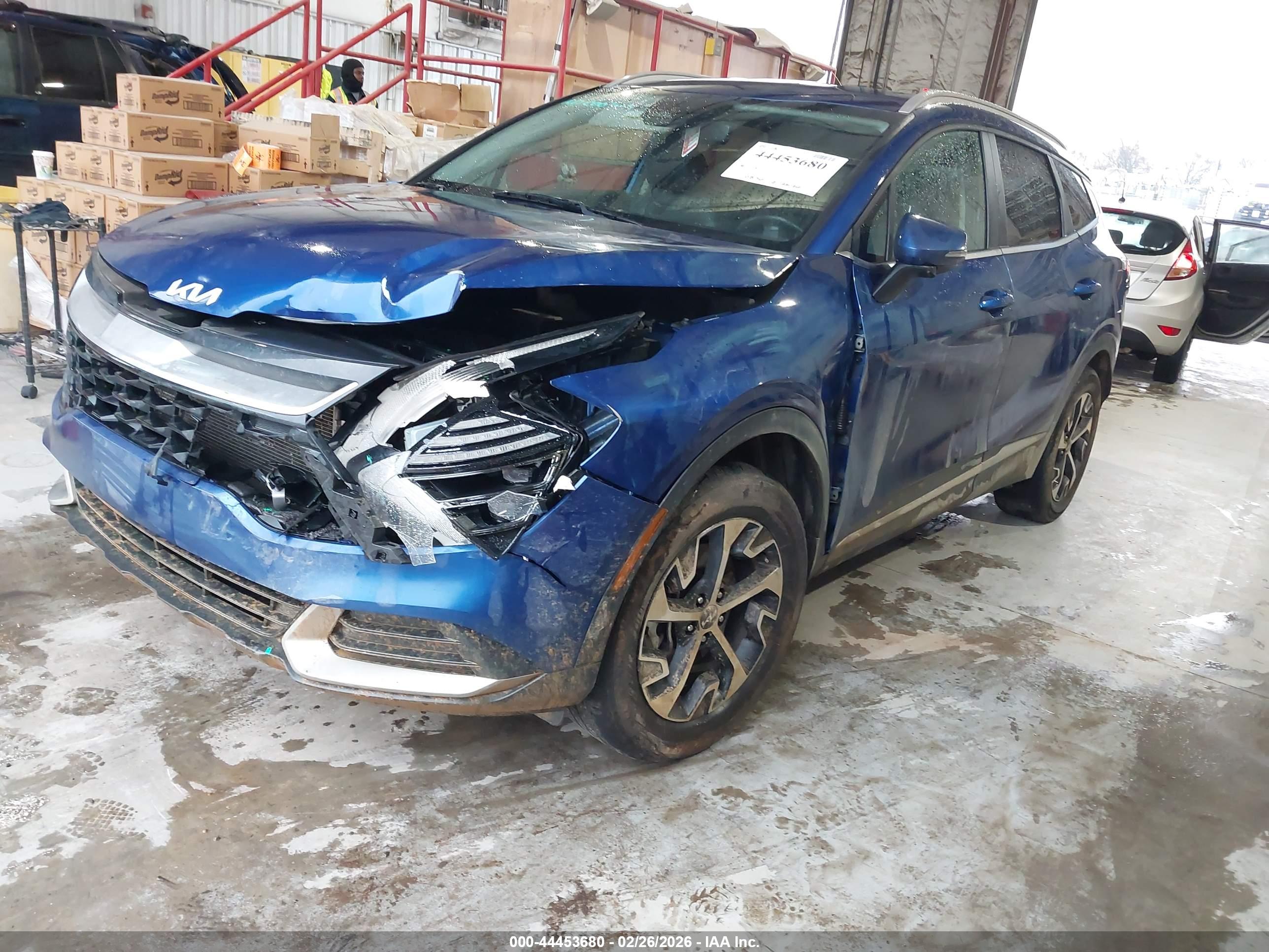 KIA SPORTAGE image 2