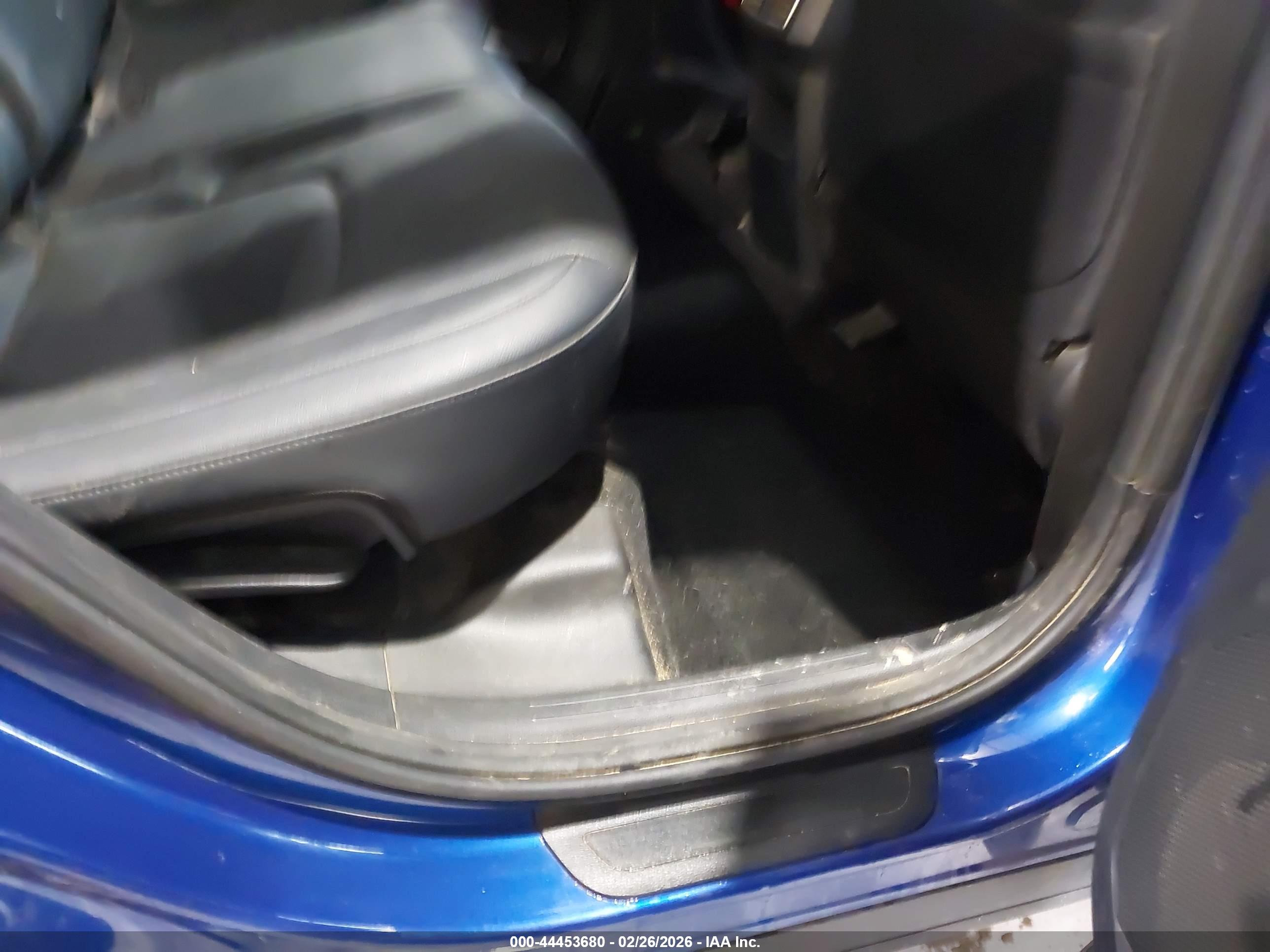 KIA SPORTAGE image 8