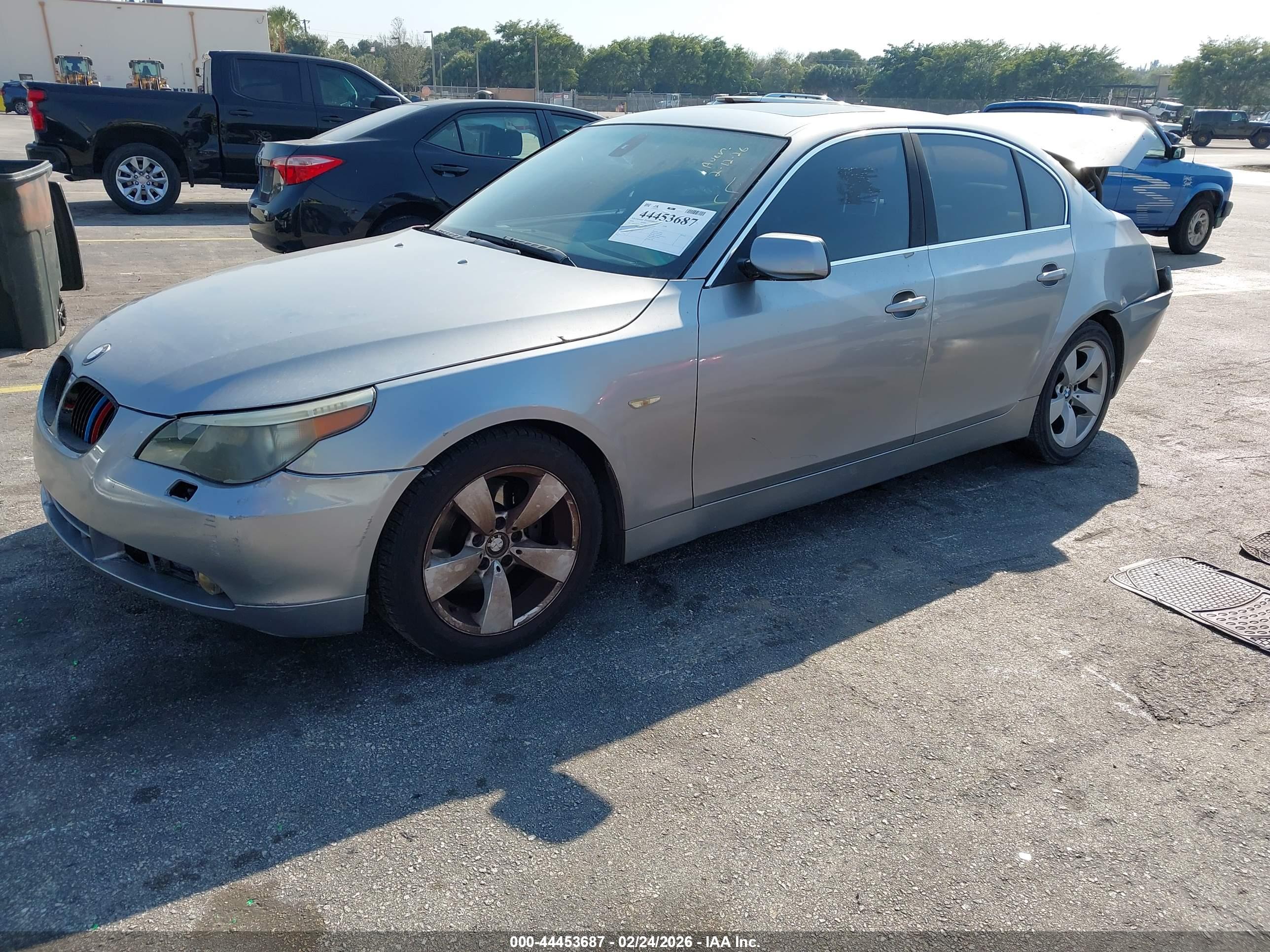 BMW 530I image 2