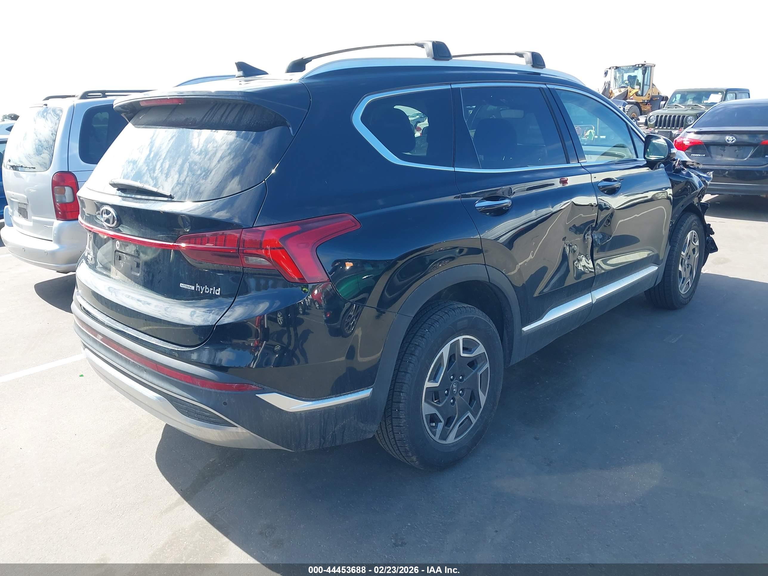 HYUNDAI SANTA image 4