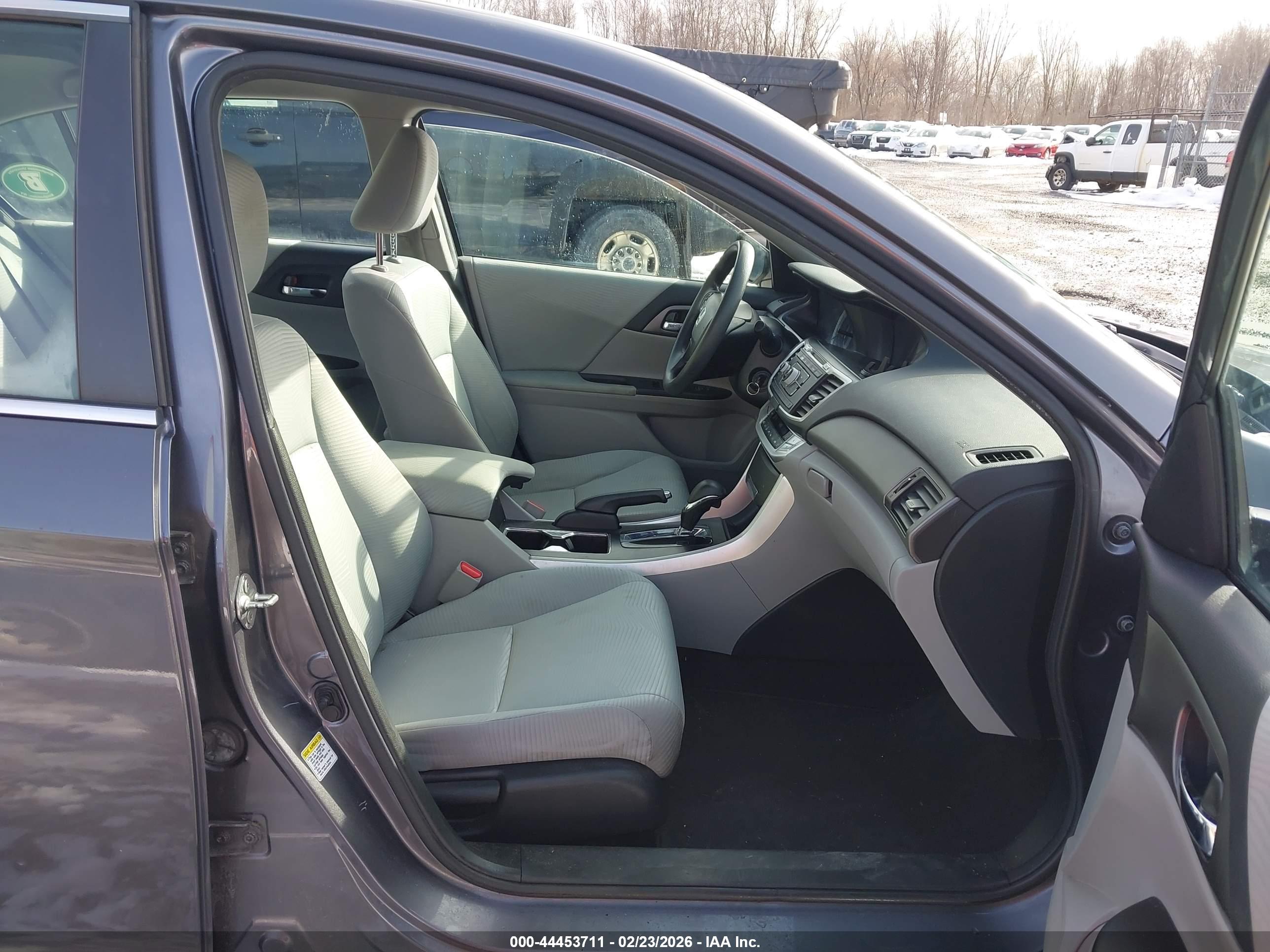 HONDA ACCORD image 5