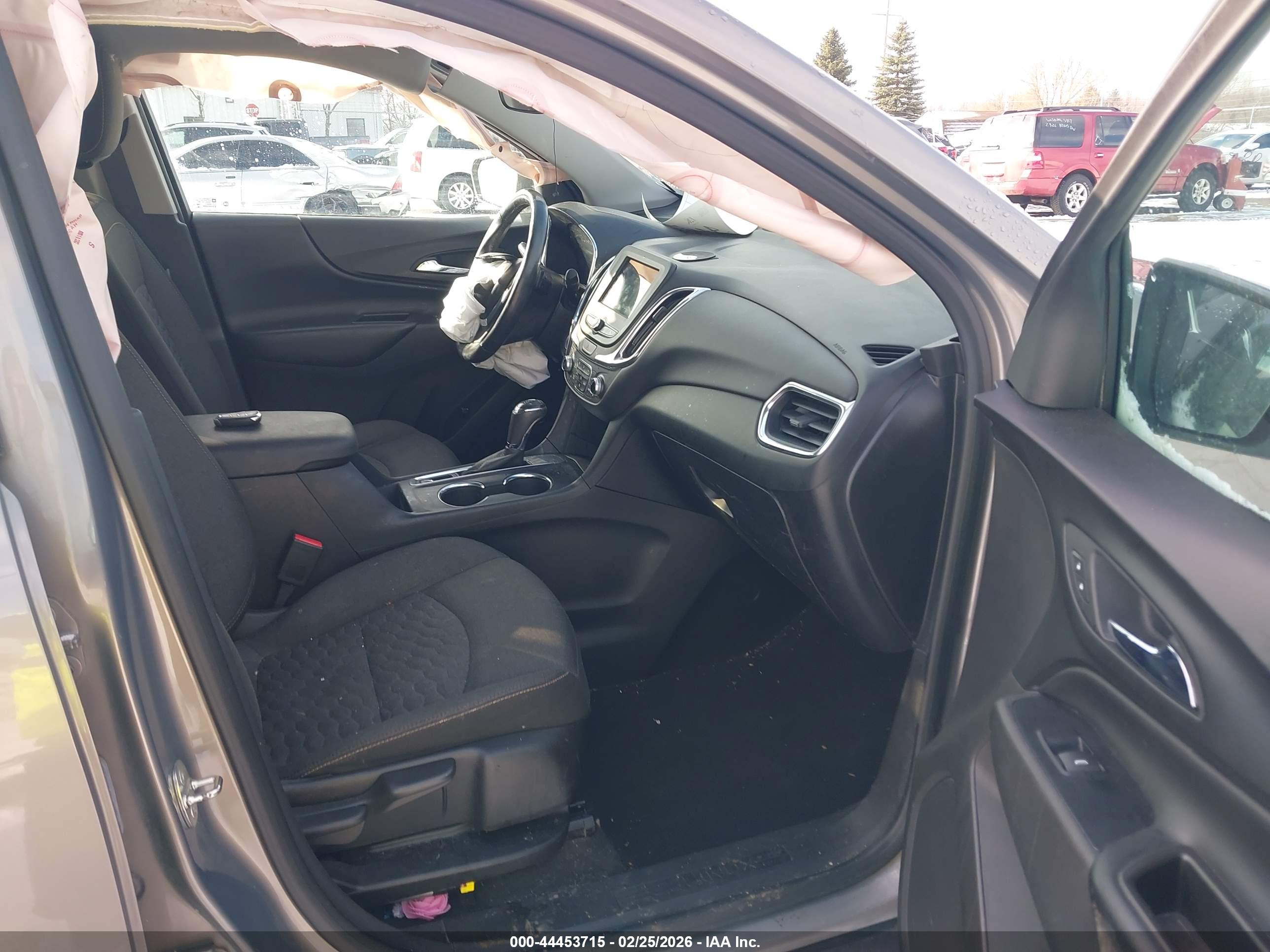 CHEVROLET EQUINOX image 5