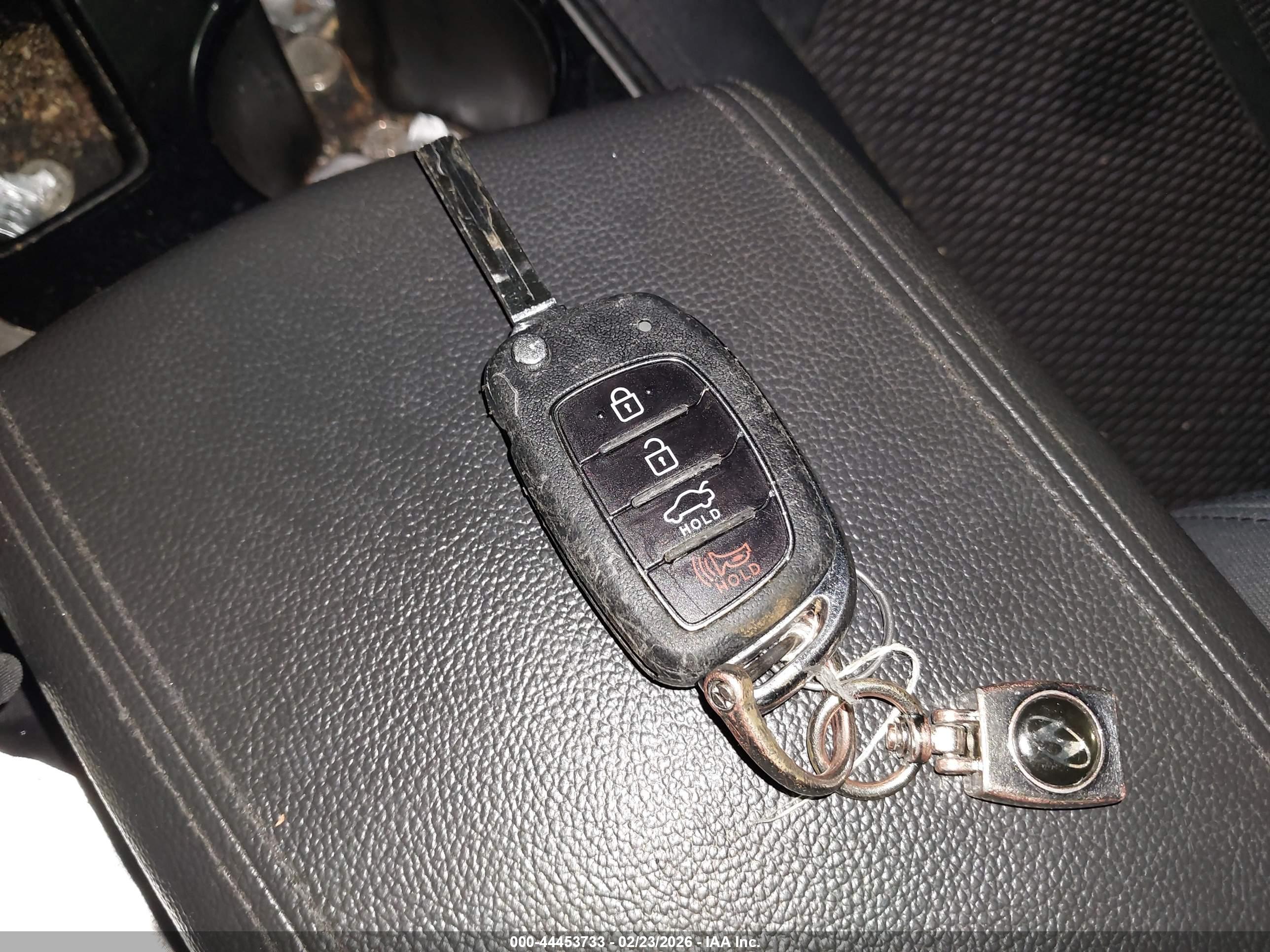 HYUNDAI SONATA image 11