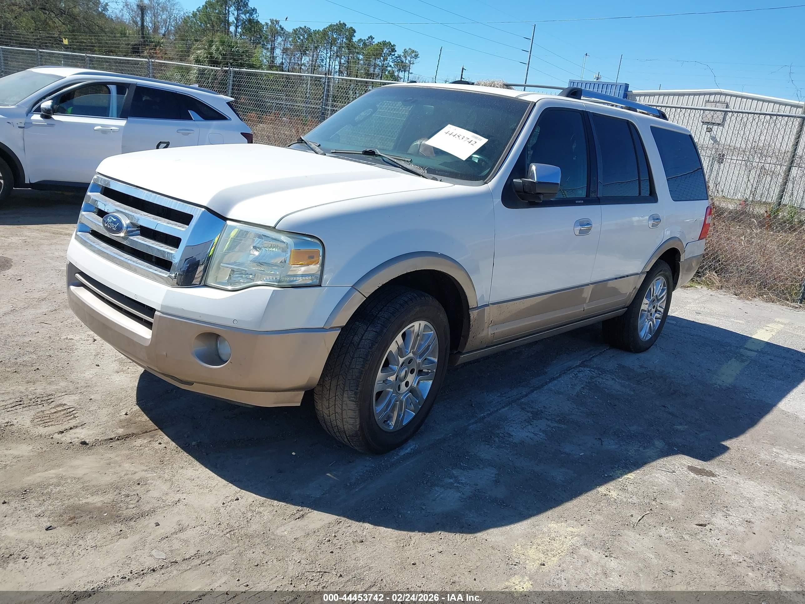 FORD EXPEDITION image 2