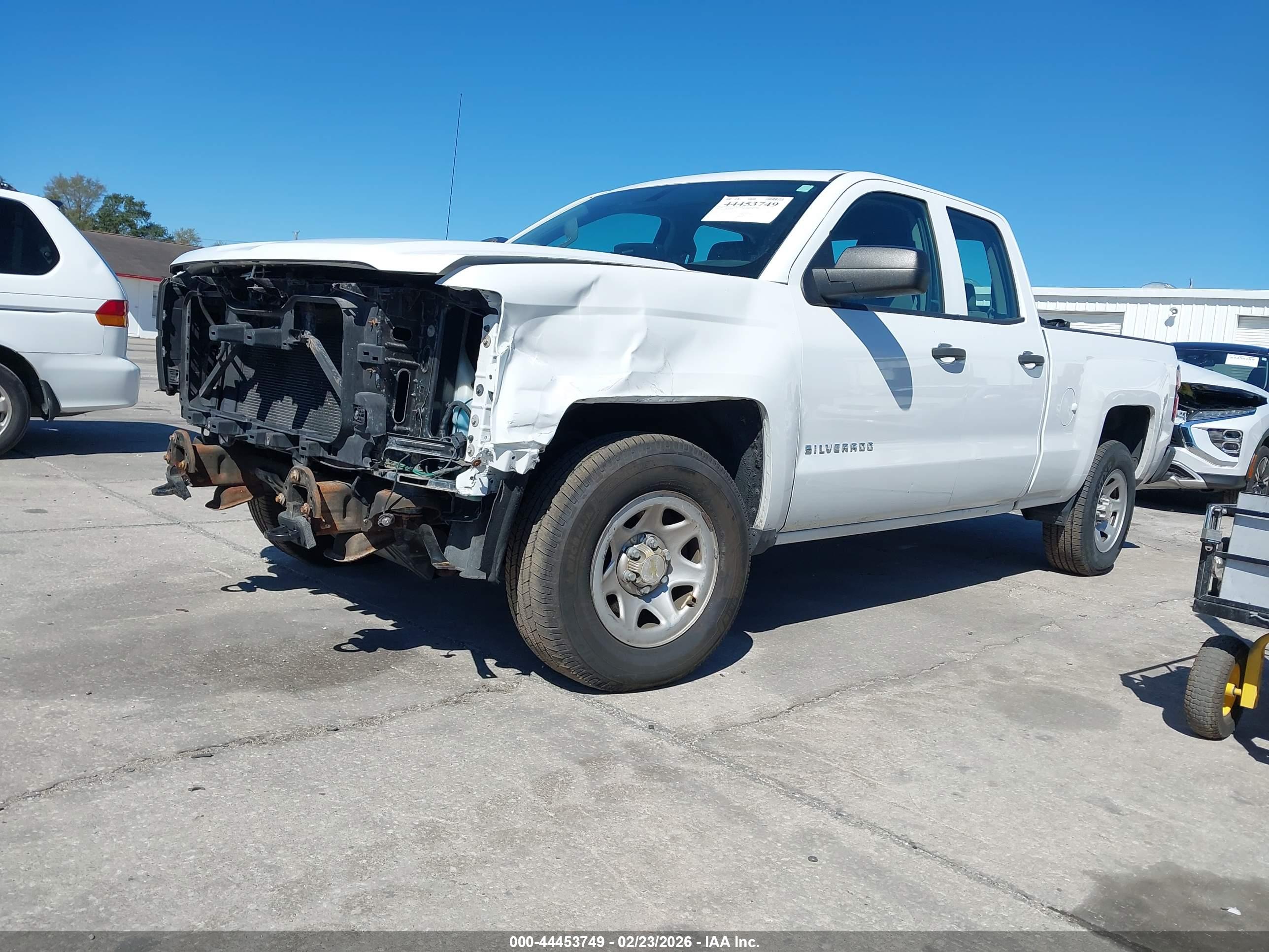 CHEVROLET SILVERADO image 2