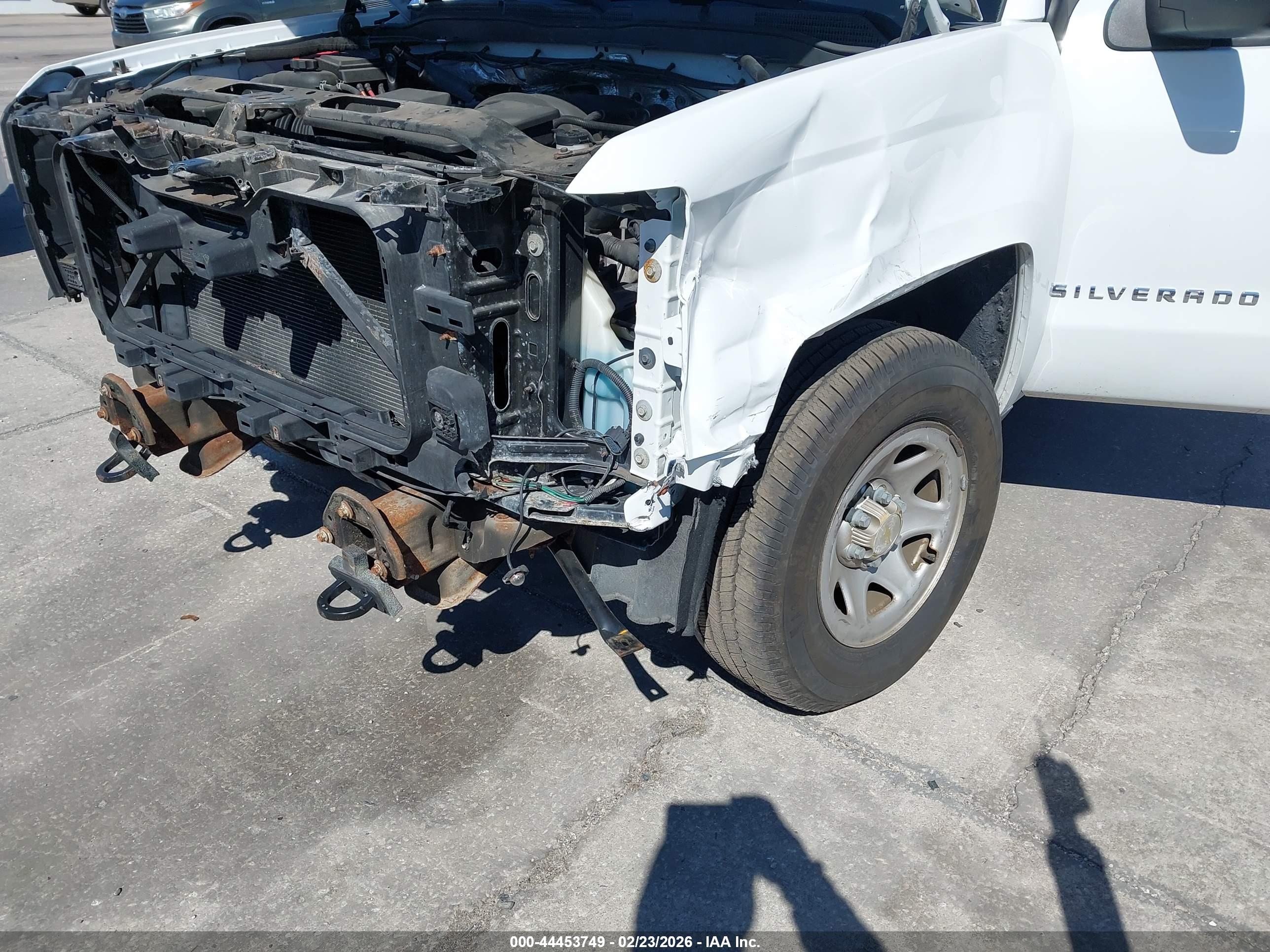 CHEVROLET SILVERADO image 6