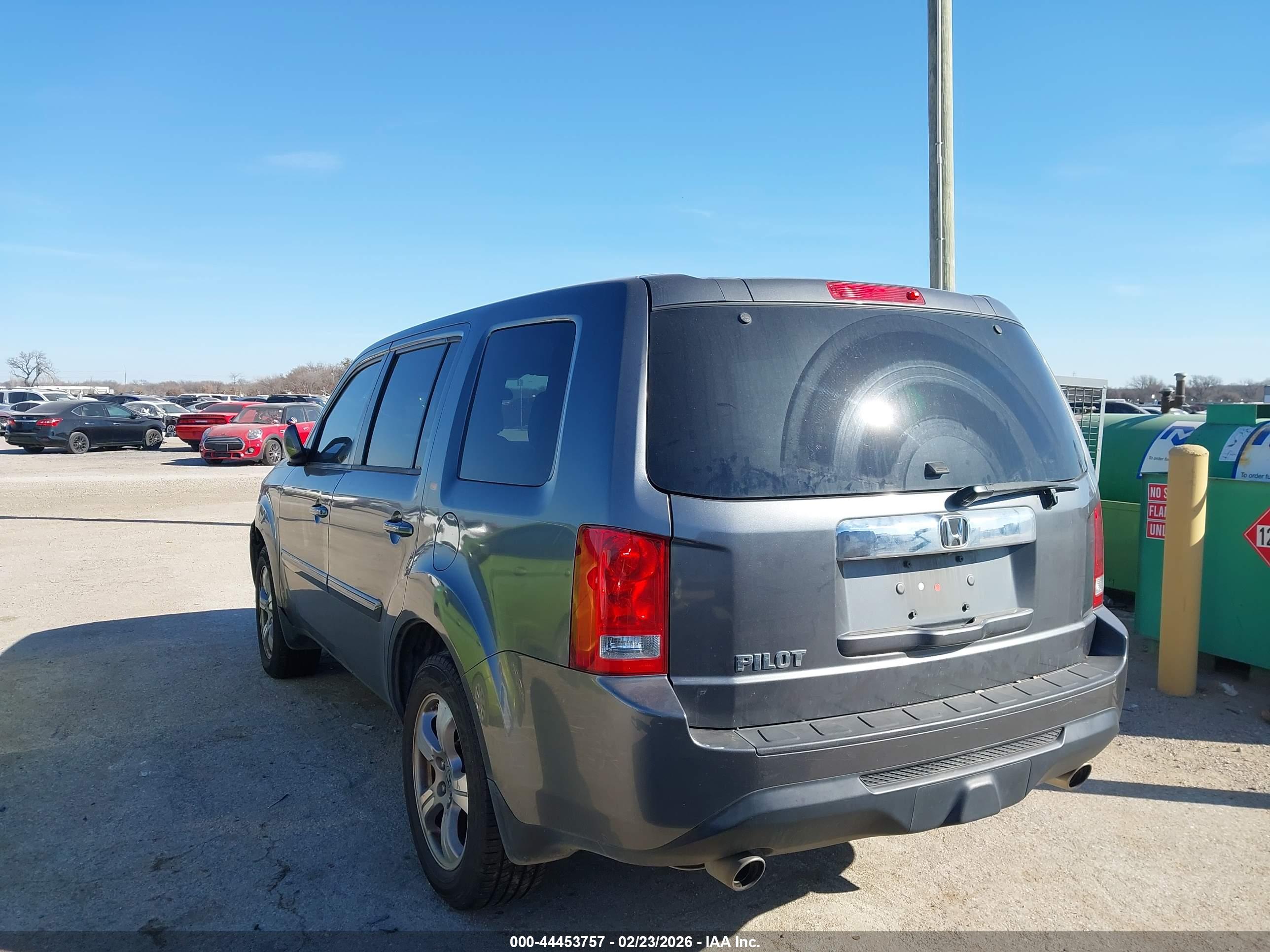 HONDA PILOT image 3