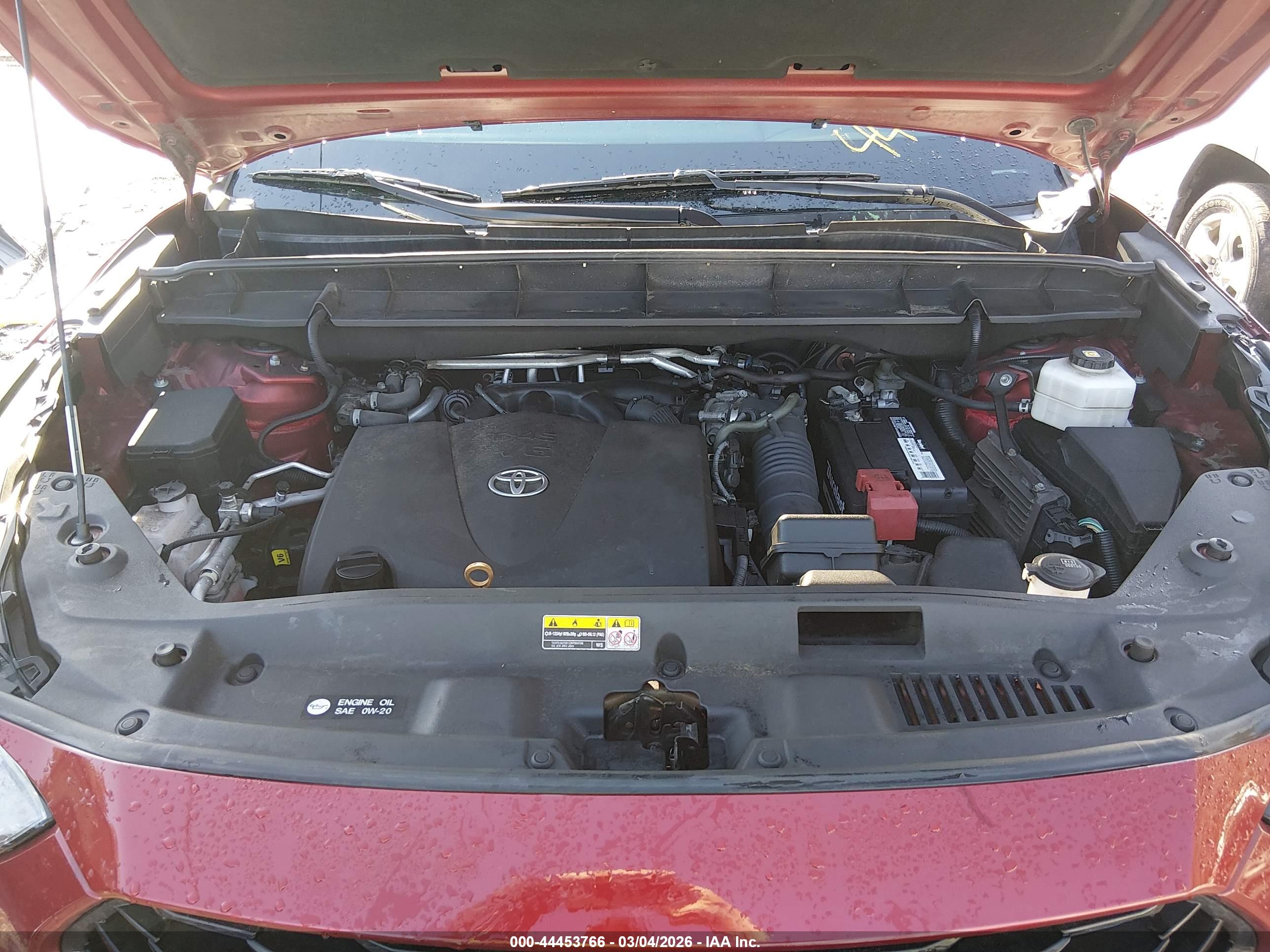 TOYOTA HIGHLANDER image 10