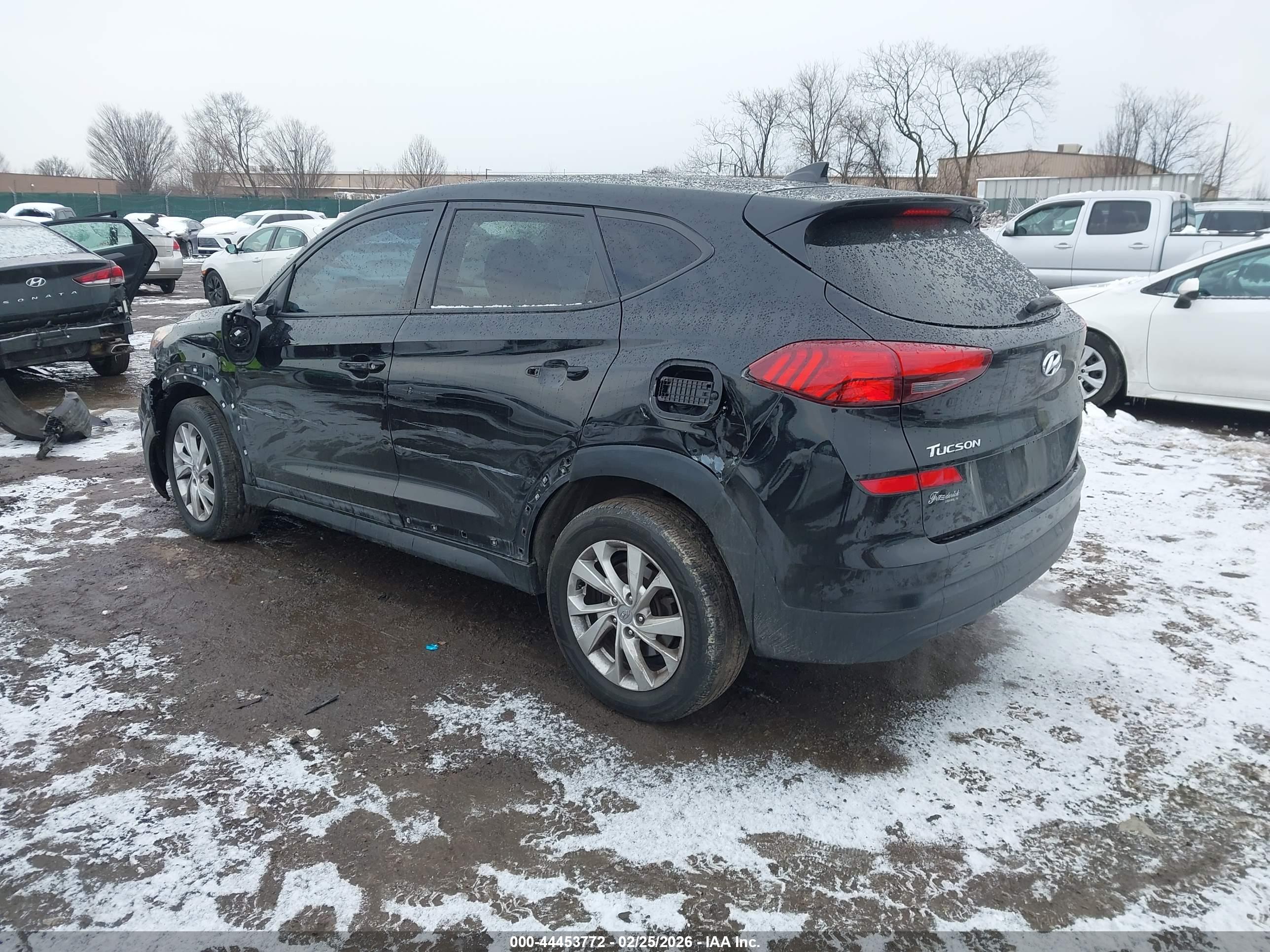 HYUNDAI TUCSON image 3