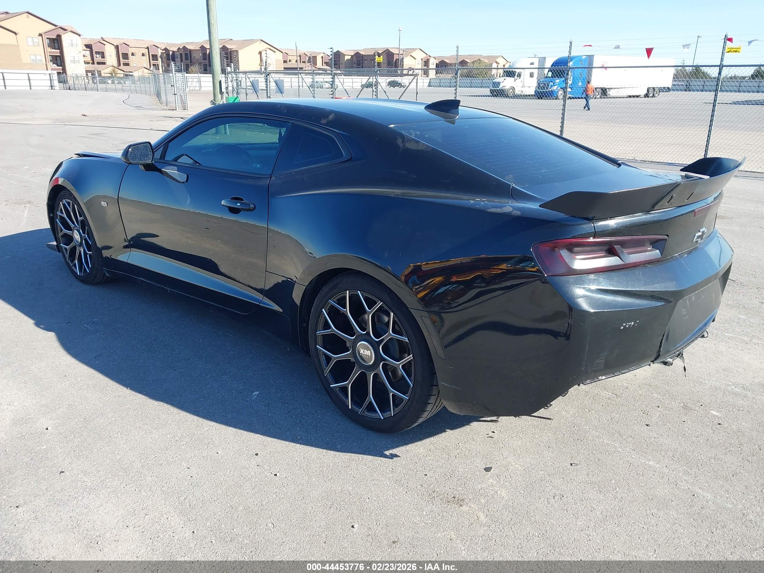 CHEVROLET CAMARO image 3