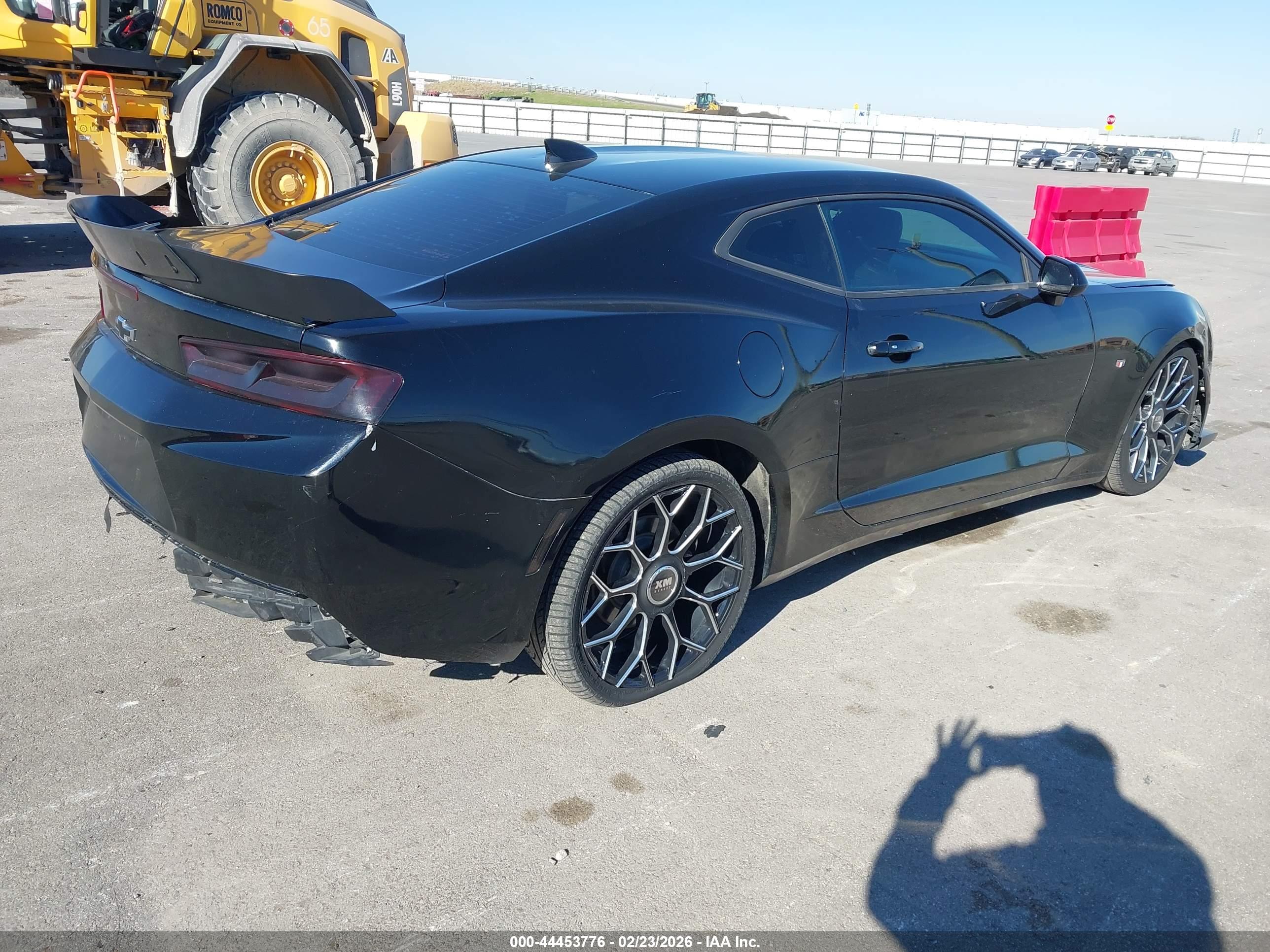 CHEVROLET CAMARO image 4