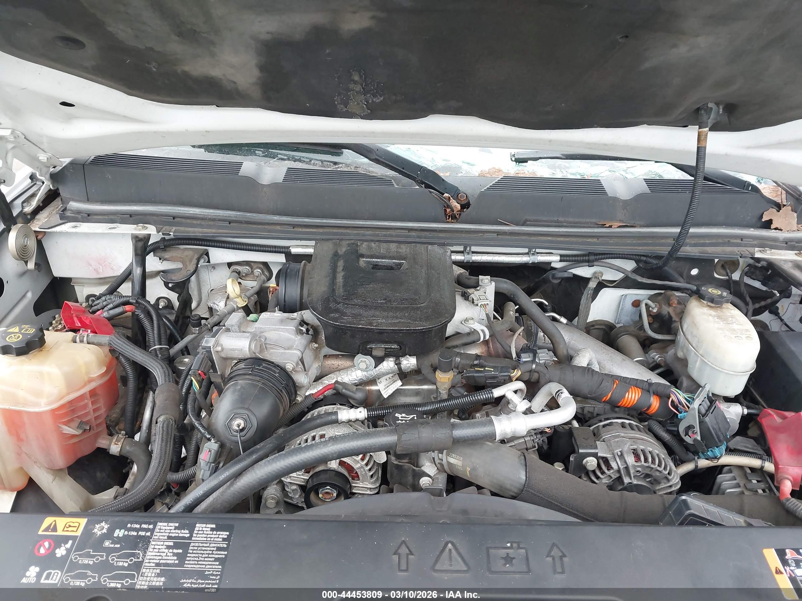 CHEVROLET SILVERADO image 10