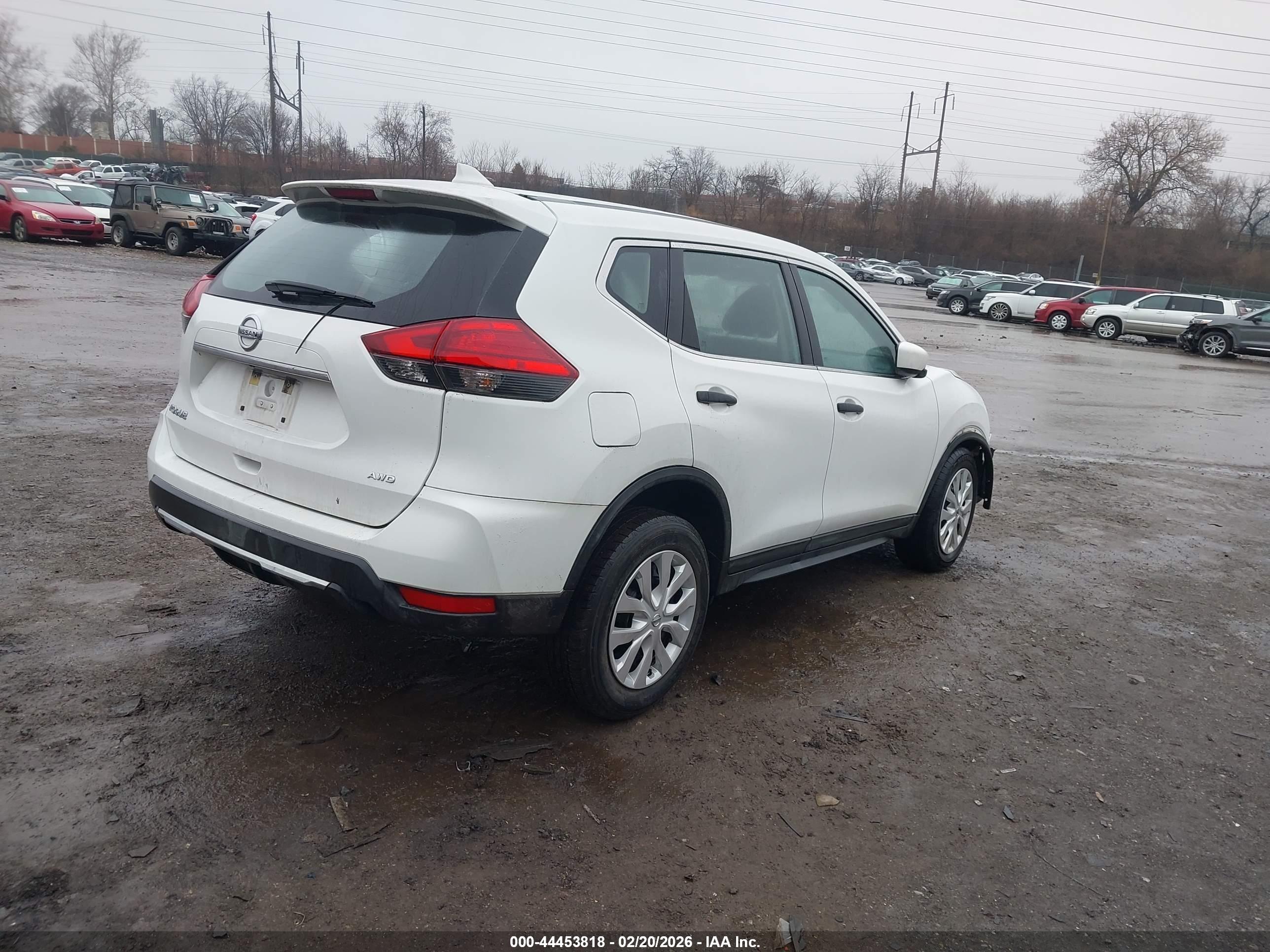 NISSAN ROGUE image 4