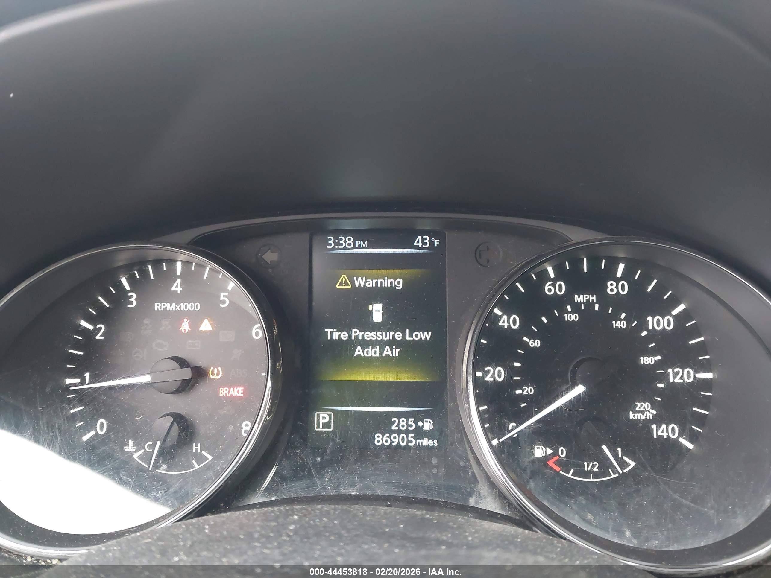 NISSAN ROGUE image 7