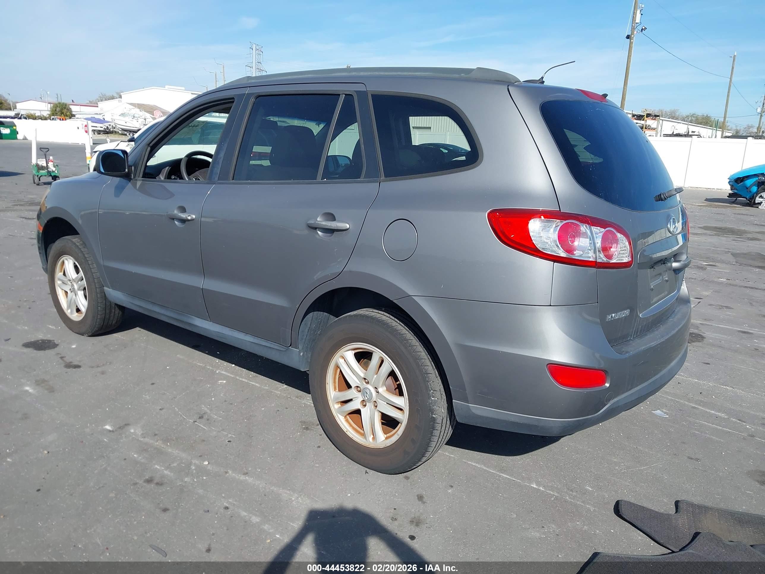 HYUNDAI SANTA image 3