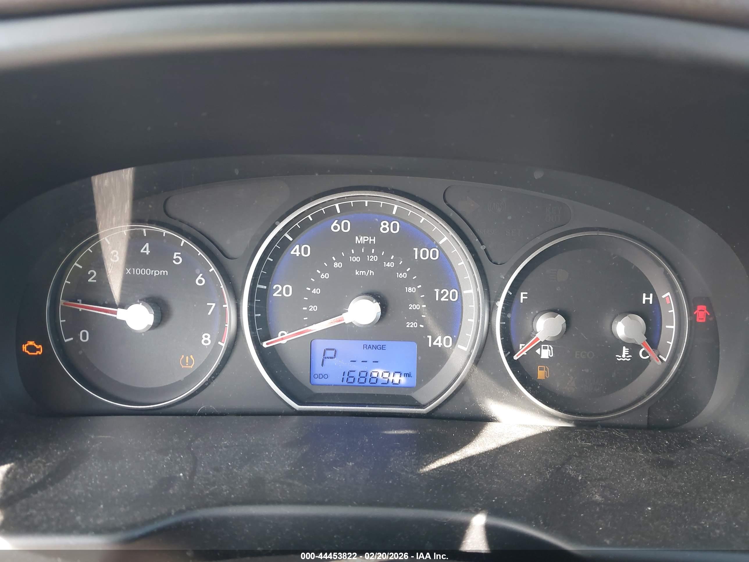 HYUNDAI SANTA image 7