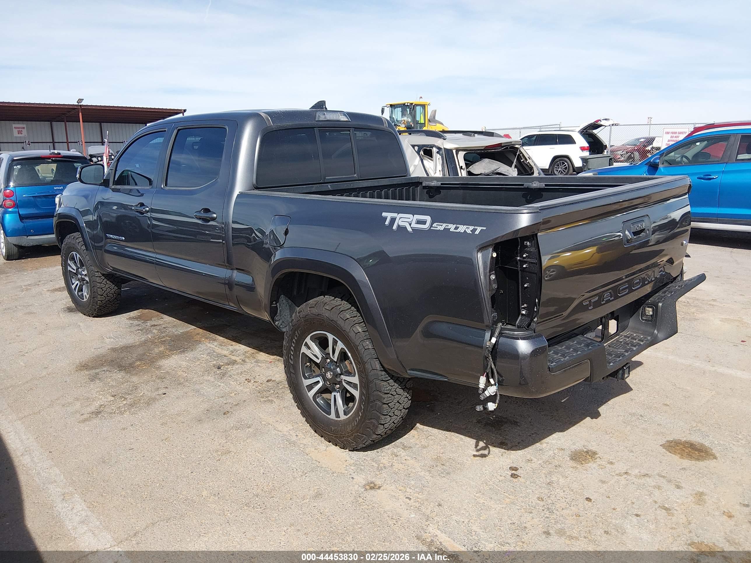 TOYOTA TACOMA image 3