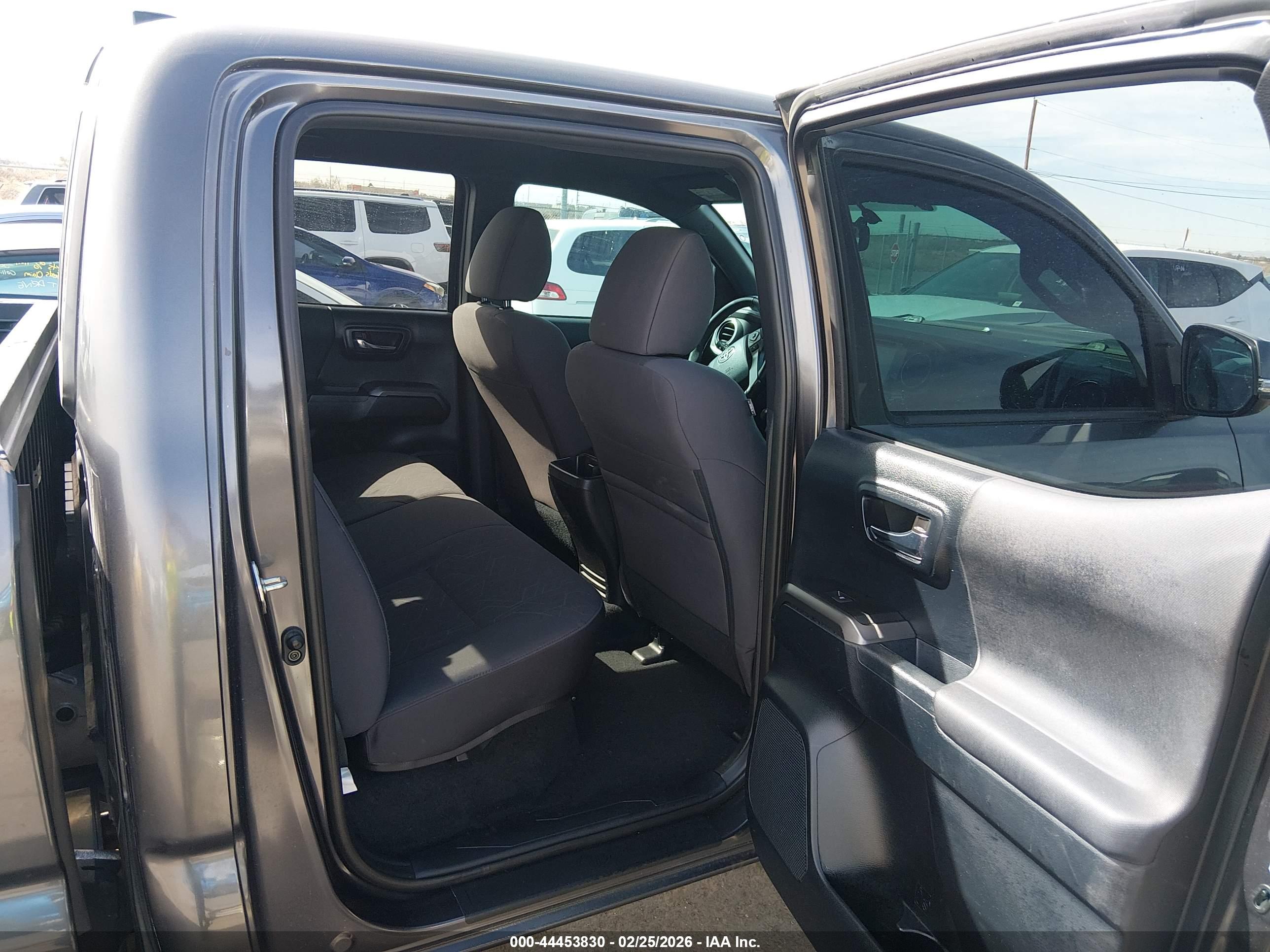 TOYOTA TACOMA image 8