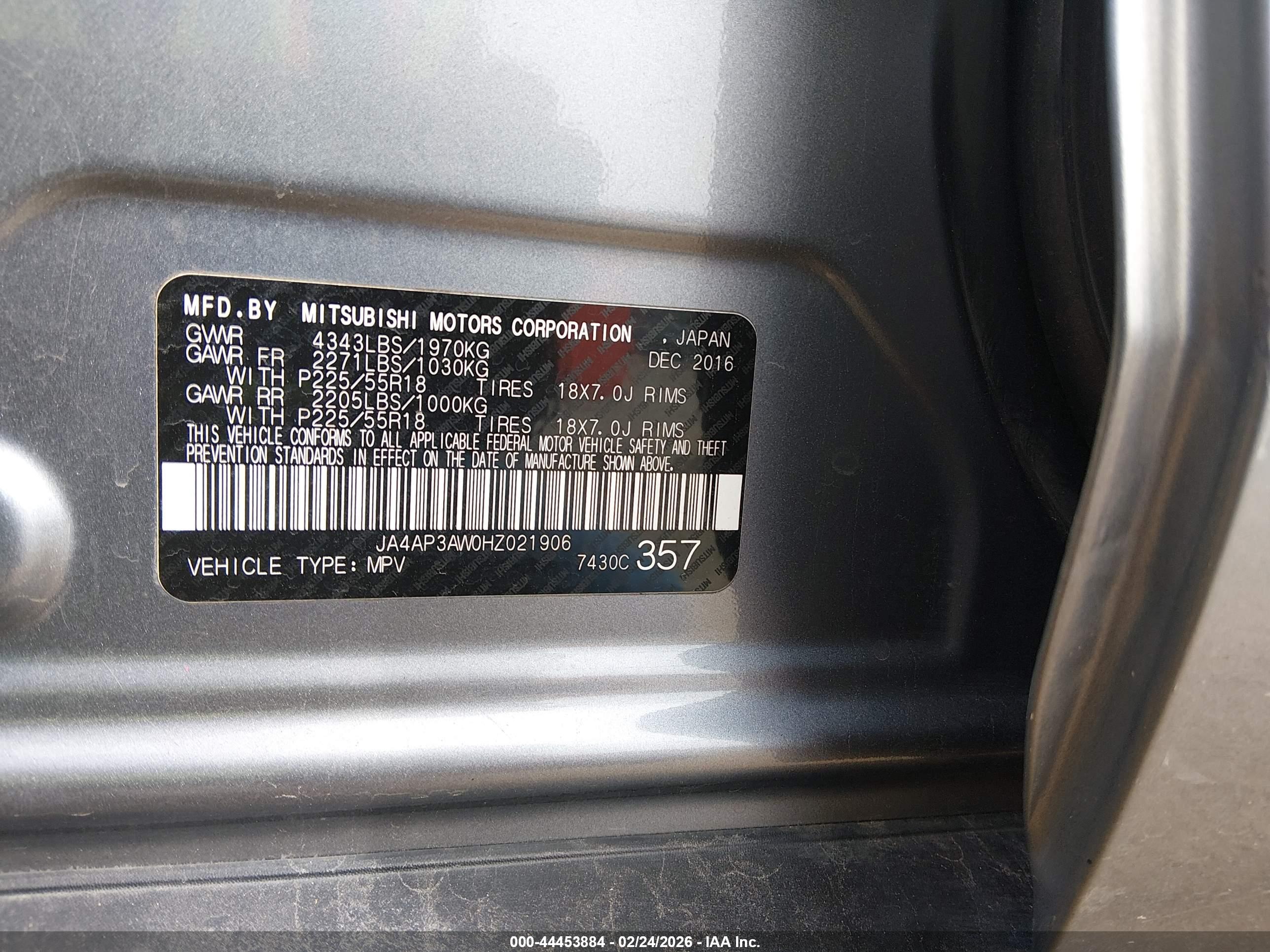 MITSUBISHI OUTLANDER image 9