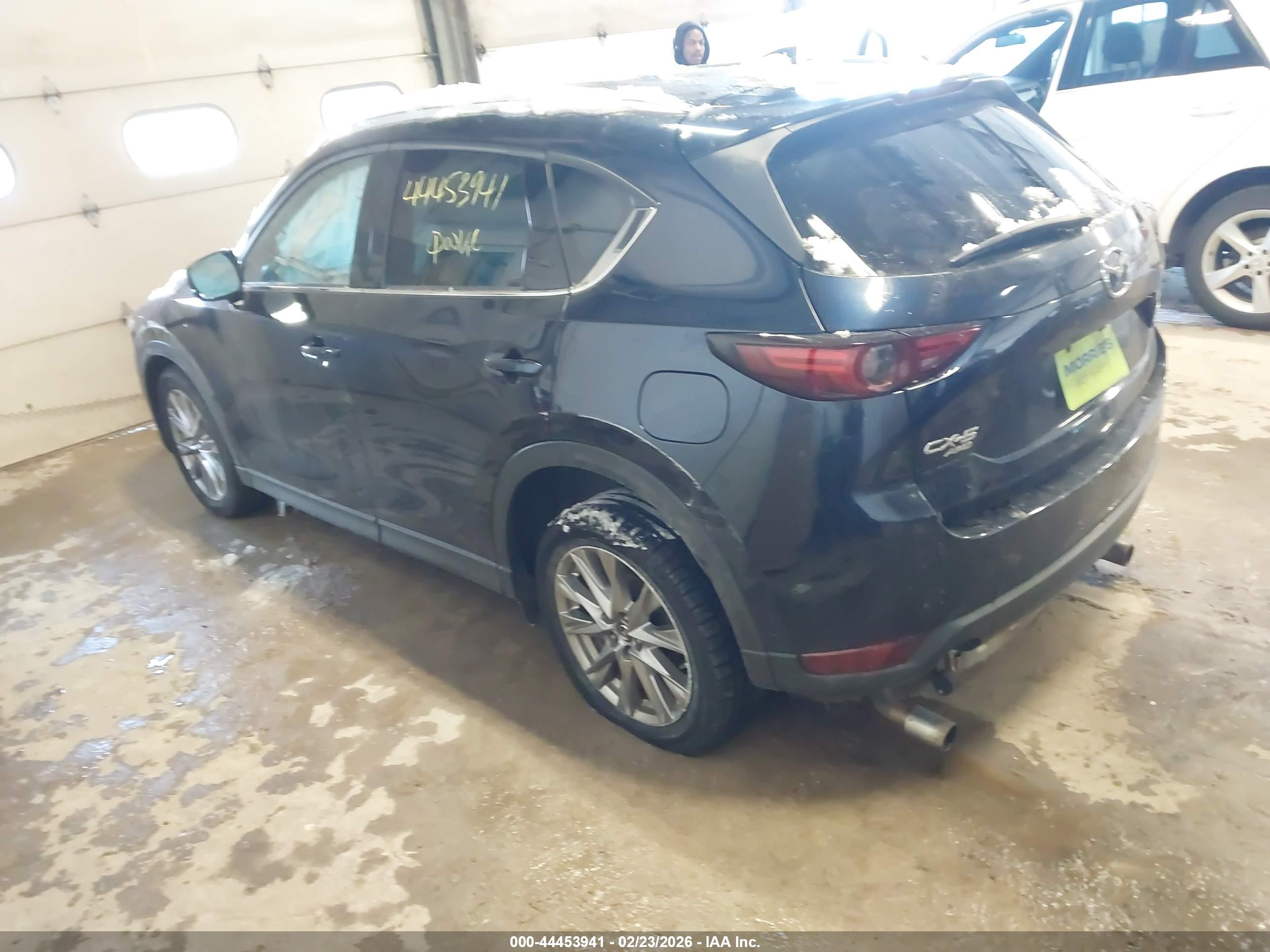 MAZDA CX-5 image 3
