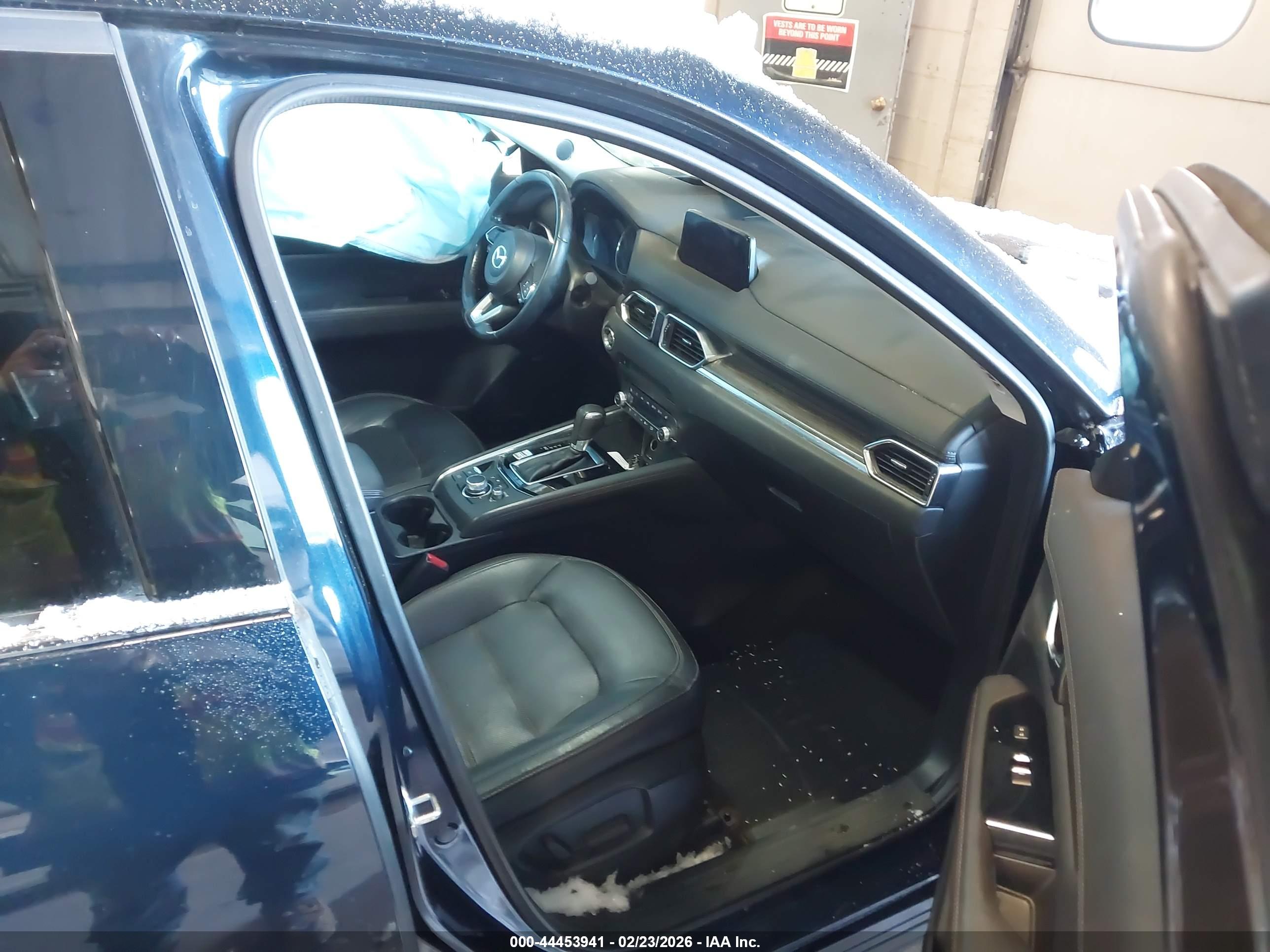 MAZDA CX-5 image 5