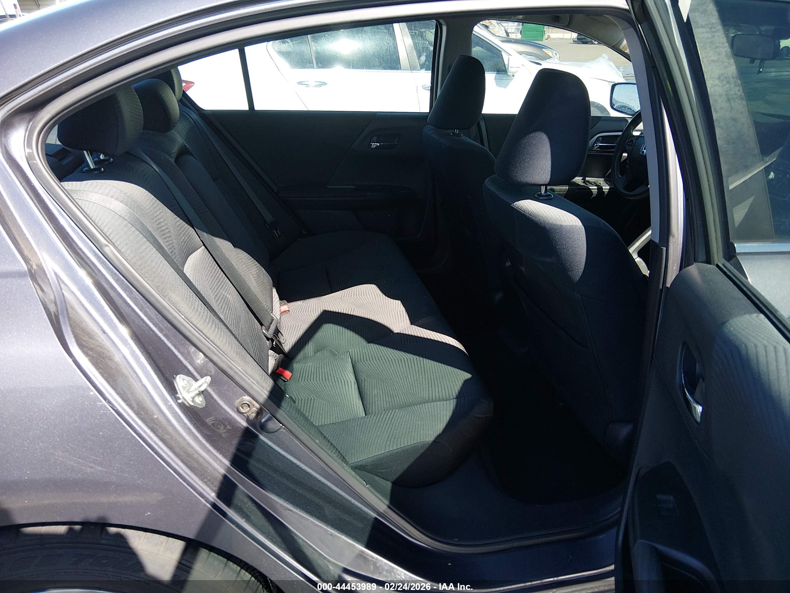 HONDA ACCORD image 8