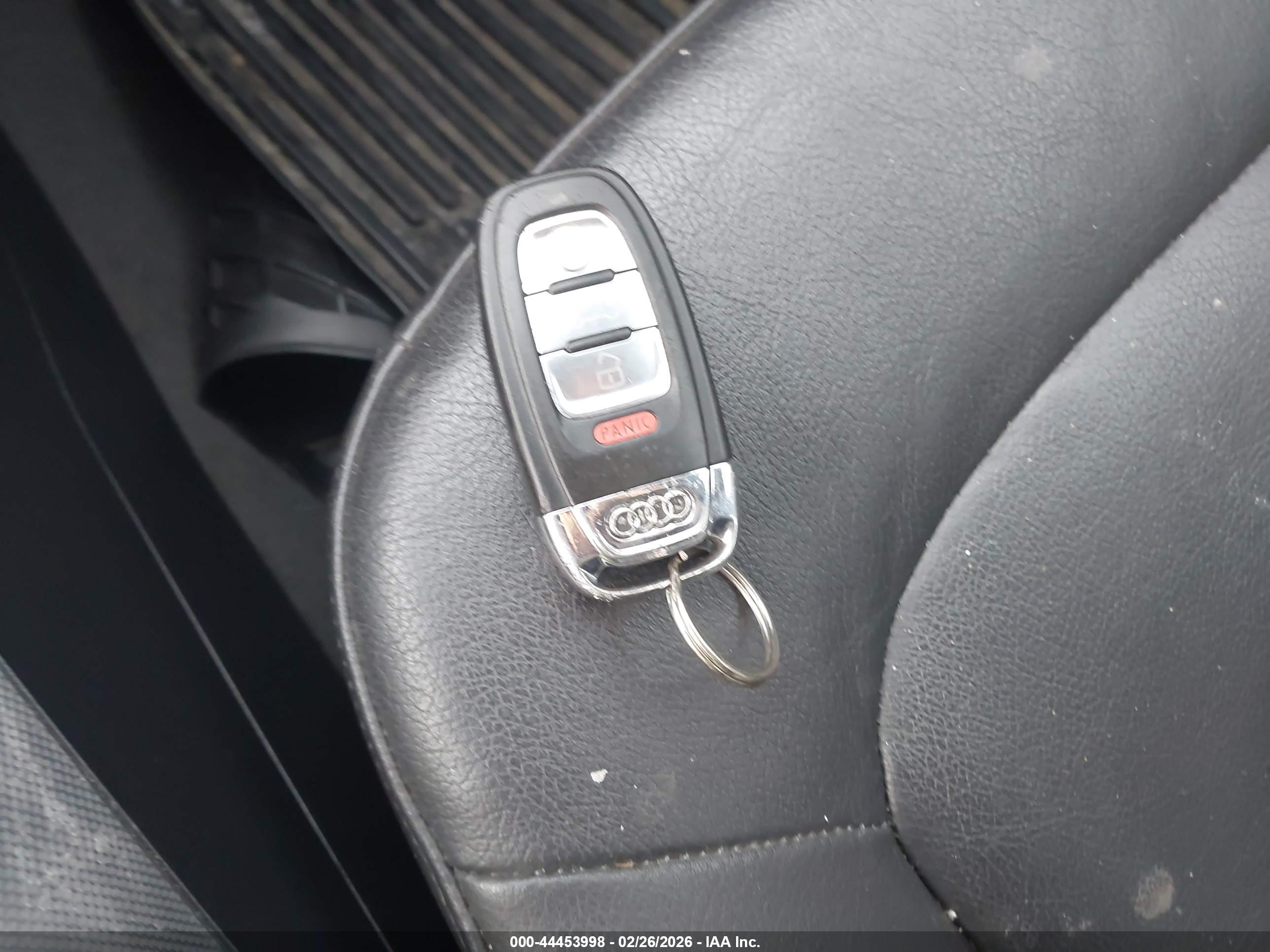 AUDI A4 image 11