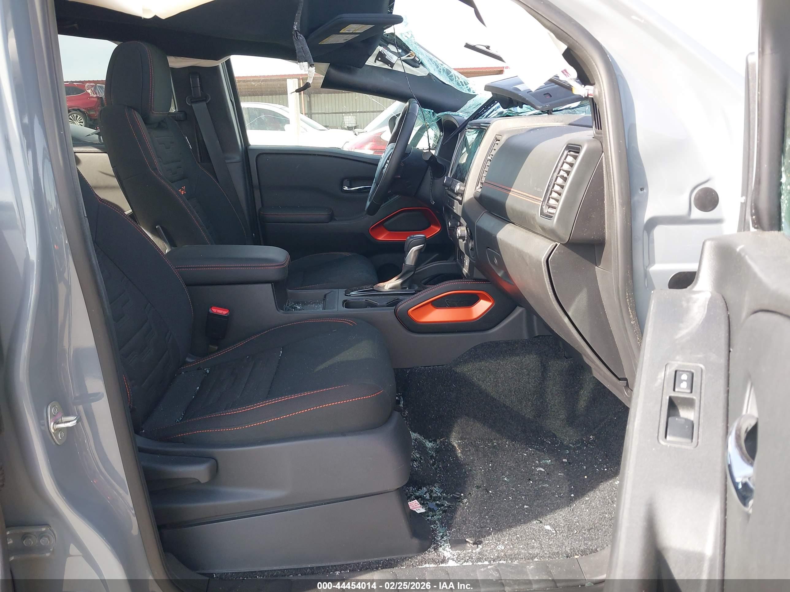 NISSAN FRONTIER image 5