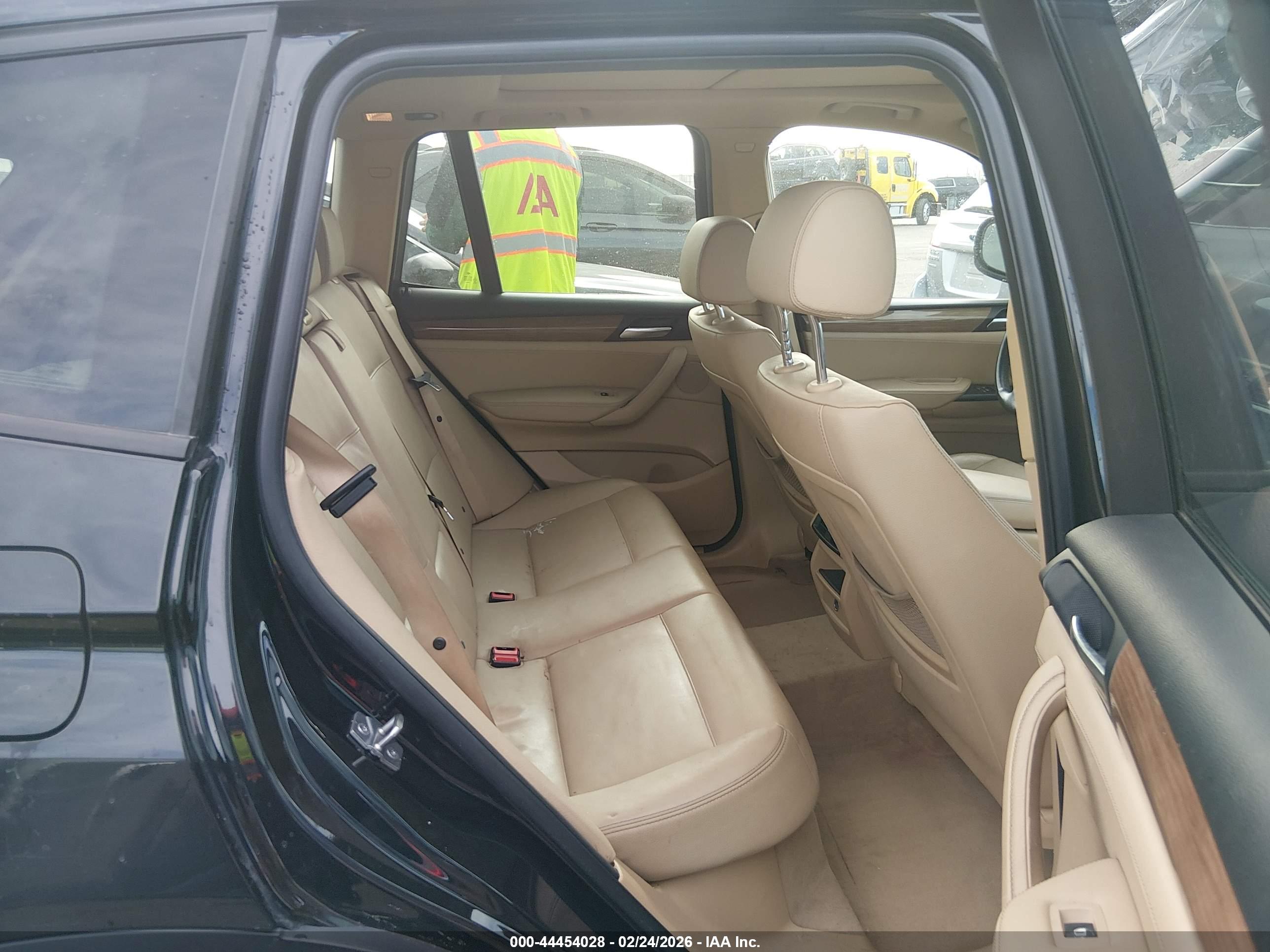 BMW X3 image 8