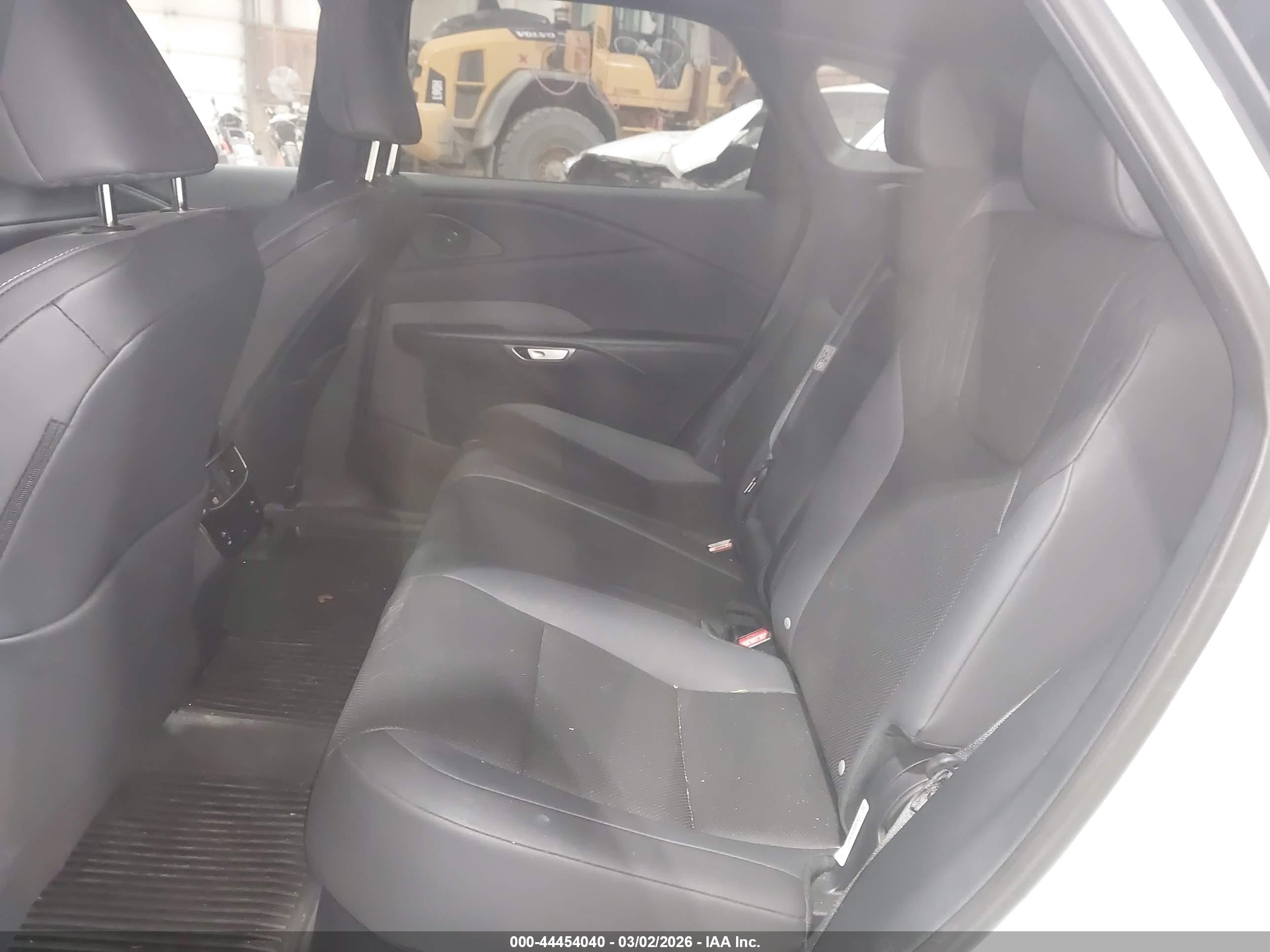 LEXUS RX image 8