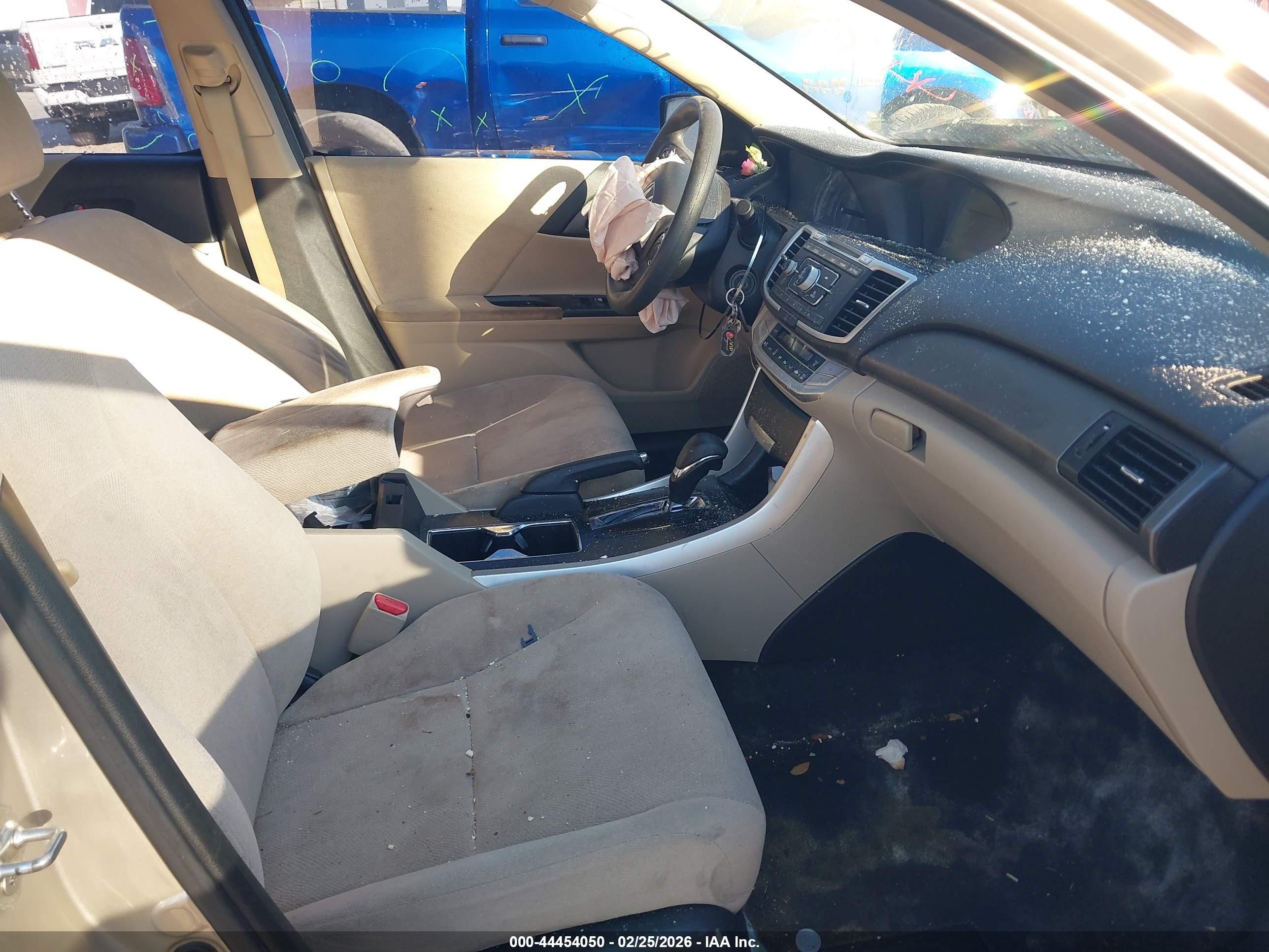 HONDA ACCORD image 5