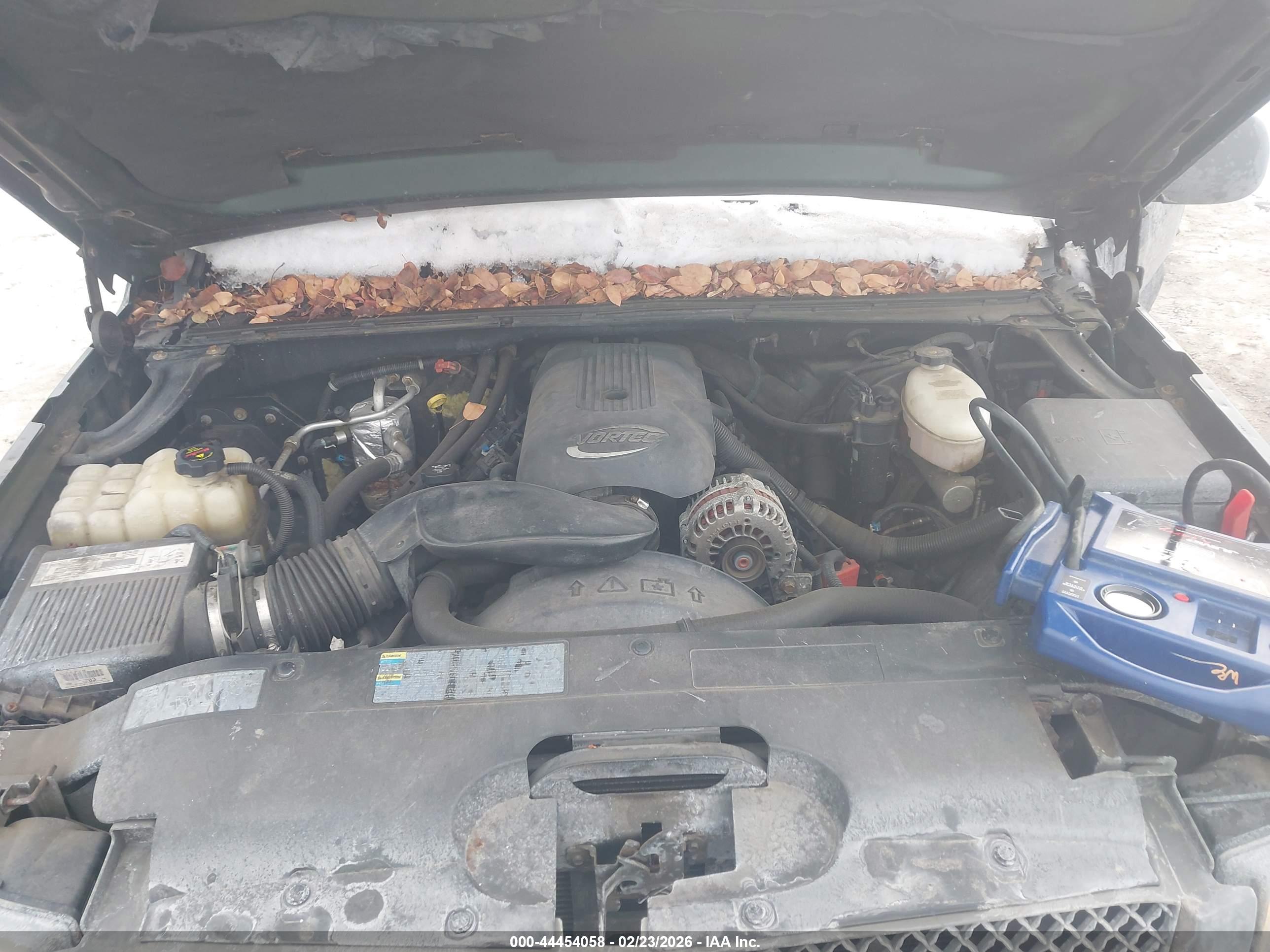 CHEVROLET SILVERADO image 10